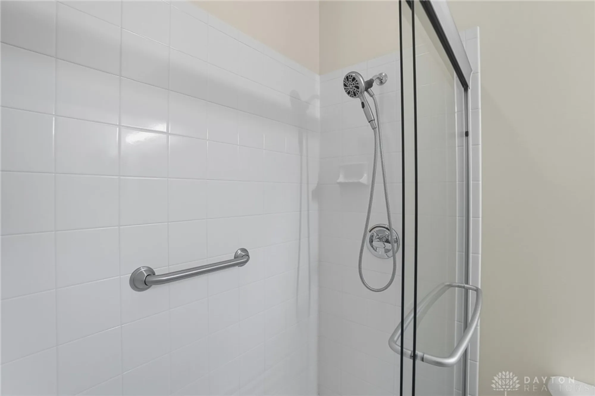 Property Slideshow image 32 of 48 | 1573 watermark ct 22, Miamisburg, OH, 45342