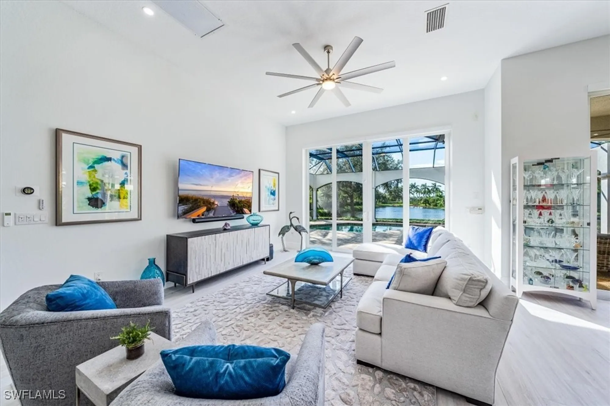 Property Slideshow image 14 of 48 | 3299 hyacinth dr, Naples, FL, 34114
