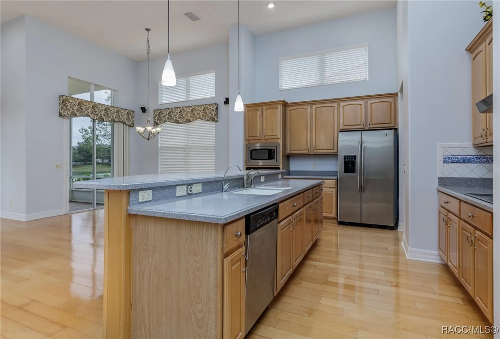 Property Slideshow image 14 of 51 | 1095 w skyview landings dr, Hernando, FL, 34442