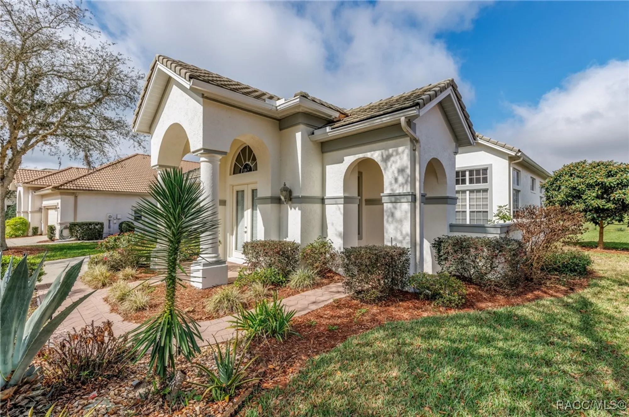 Property Slideshow image 4 of 51 | 1095 w skyview landings dr, Hernando, FL, 34442