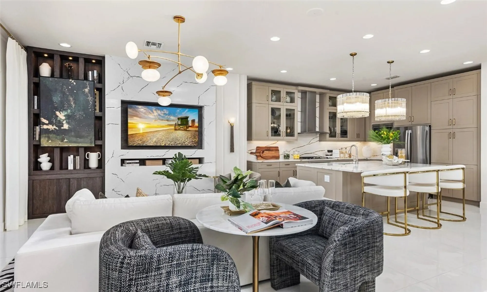 Property Slideshow image 2 of 14 | 2553 kingfisher dr, Naples, FL, 34112