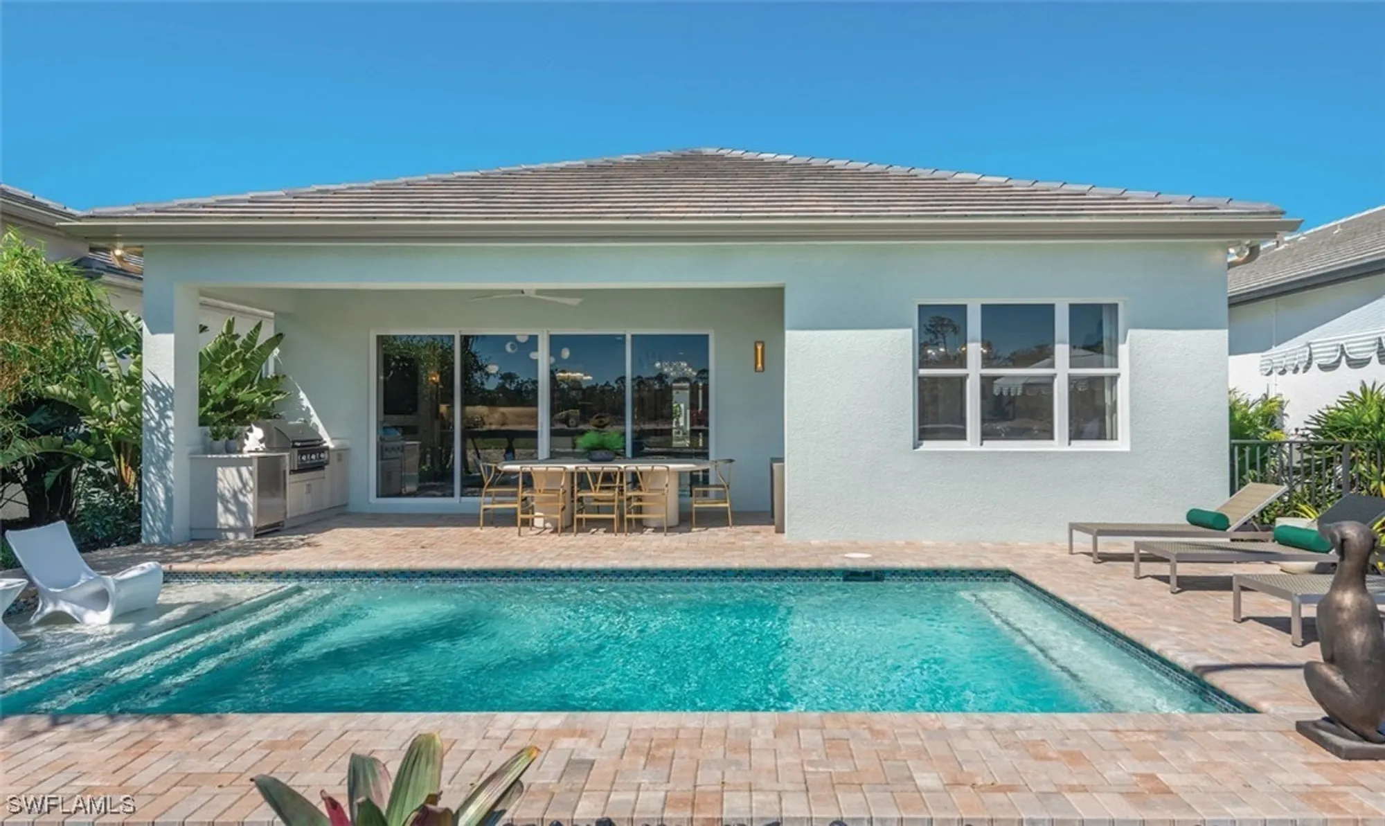 Property Slideshow image 7 of 14 | 2553 kingfisher dr, Naples, FL, 34112