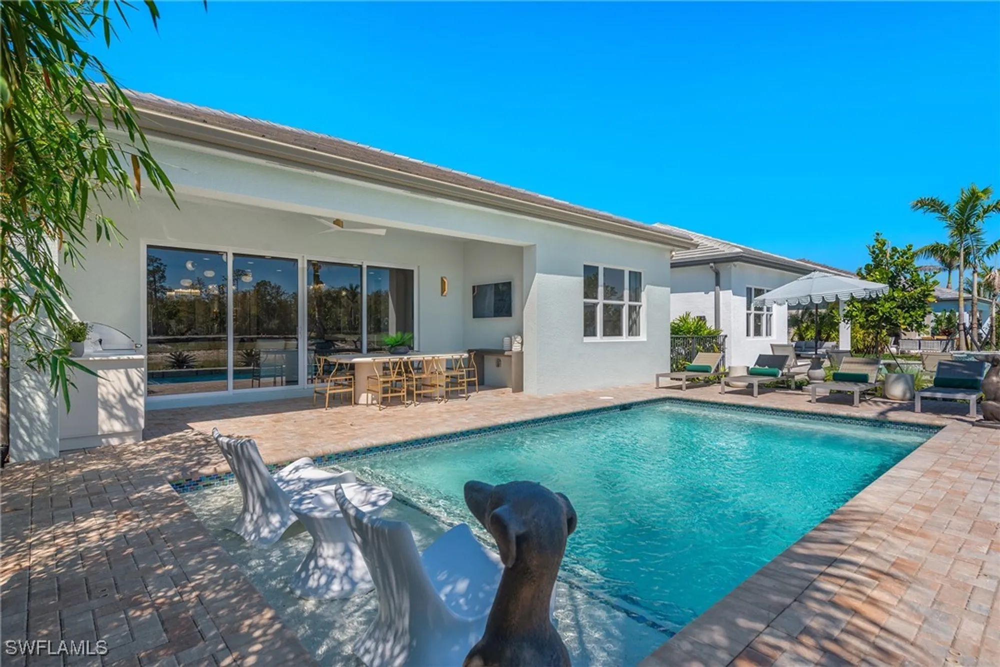 Property Slideshow image 8 of 14 | 2553 kingfisher dr, Naples, FL, 34112