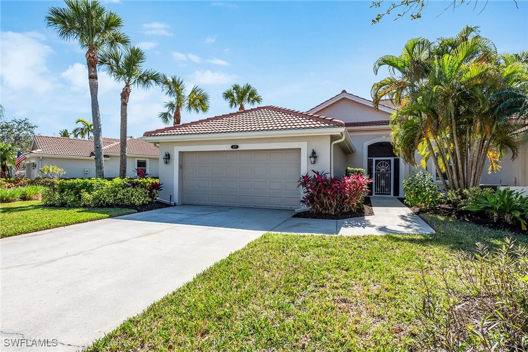 Property Slideshow image 1 of 50 | 8472 bent creek way, Naples, FL, 34114