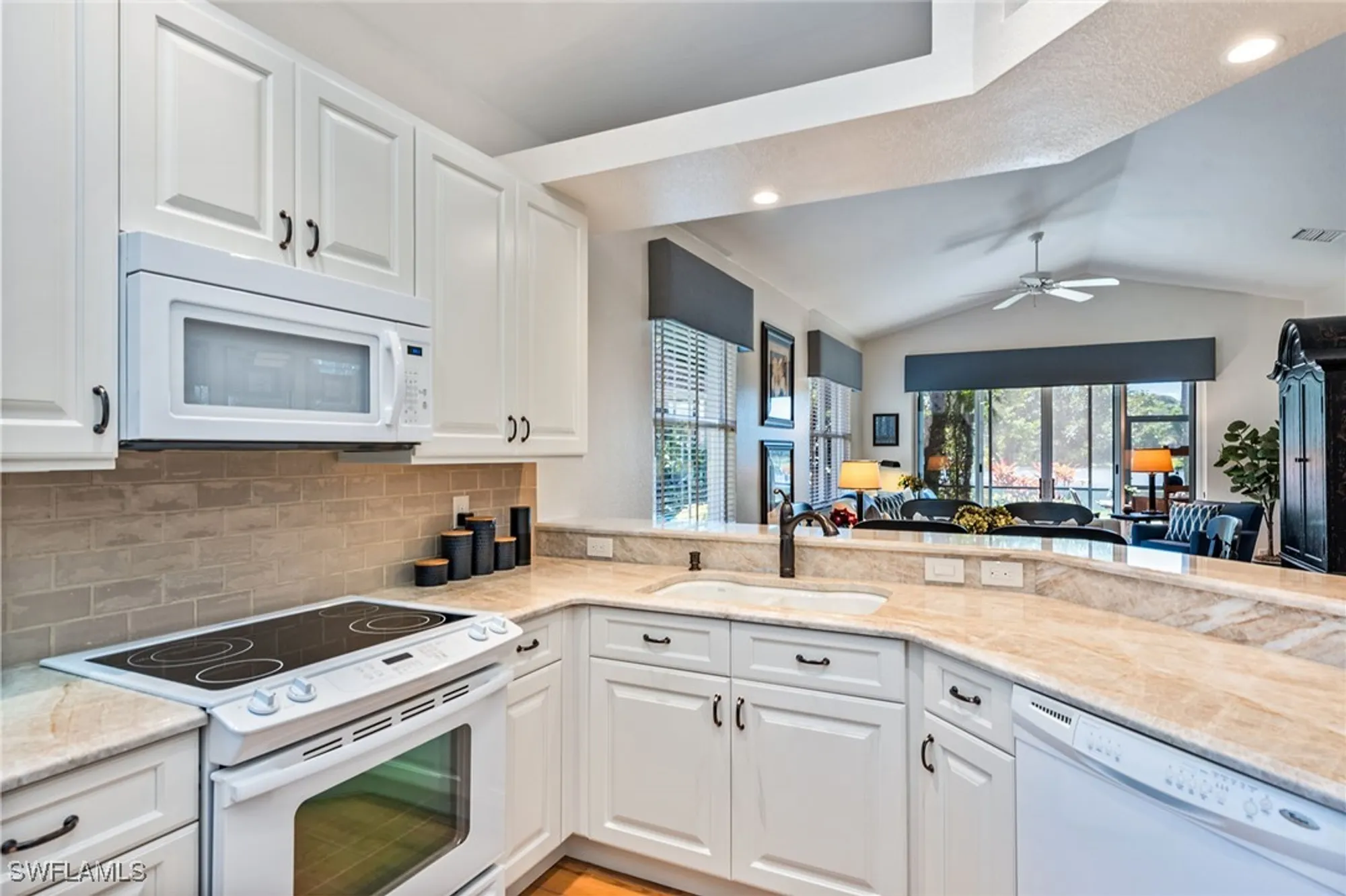 Property Slideshow image 3 of 50 | 8472 bent creek way, Naples, FL, 34114