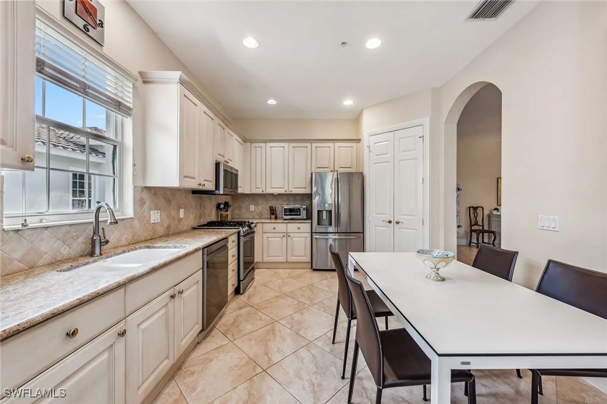 Property Slideshow image 4 of 45 | 9106 cascada way 202, Naples, FL, 34114