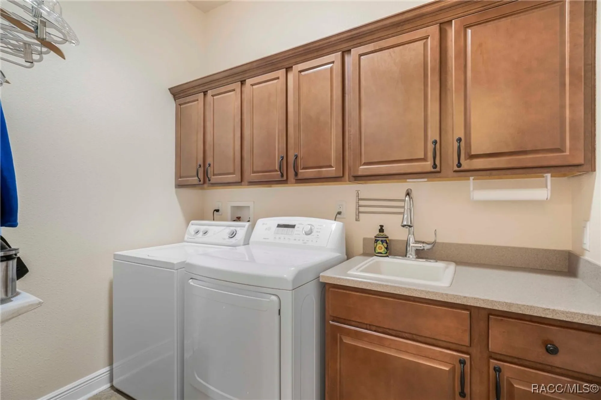 Property Slideshow image 37 of 67 | 1040 w beagle run loop, Hernando, FL, 34442