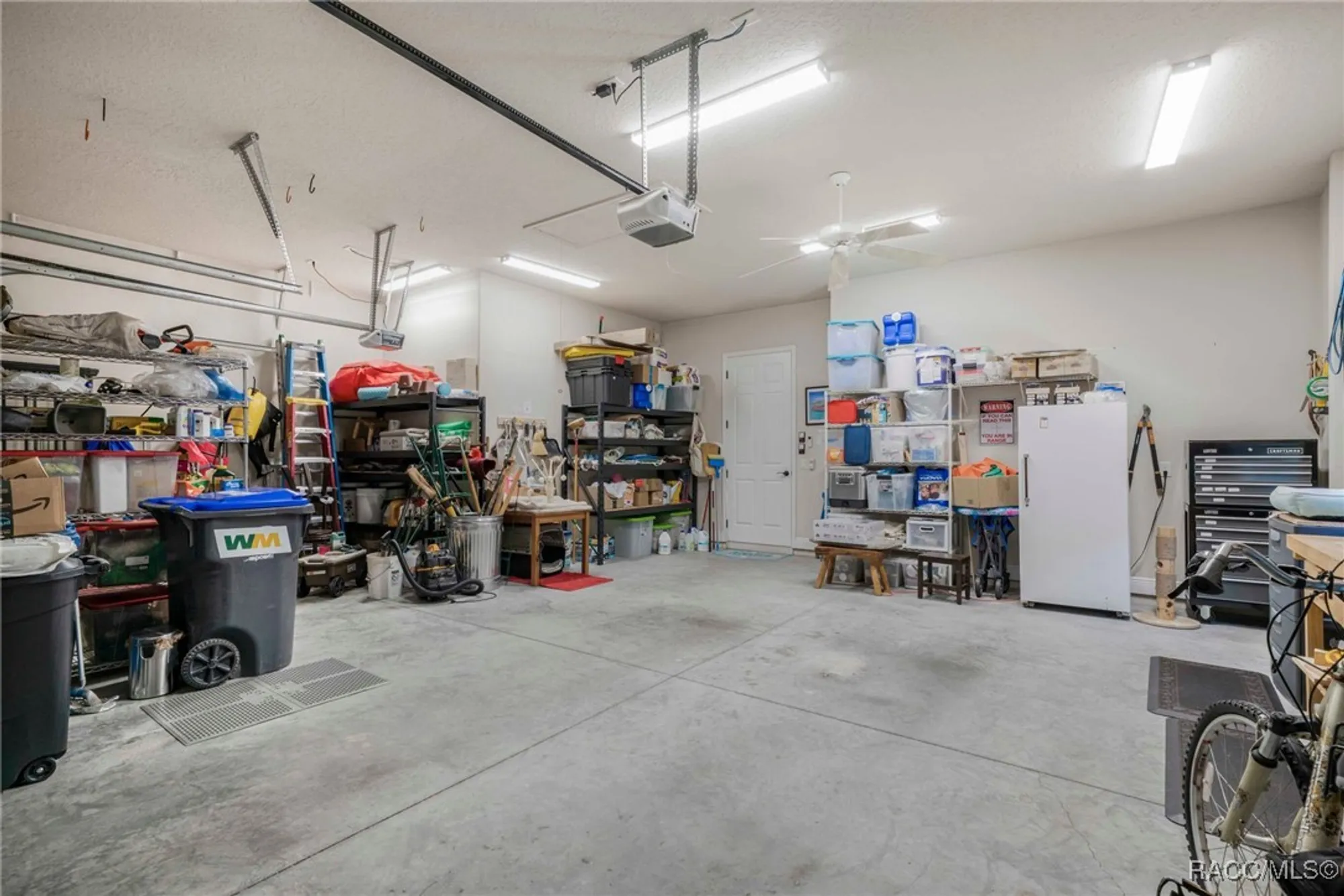 Property Slideshow image 43 of 67 | 1040 w beagle run loop, Hernando, FL, 34442