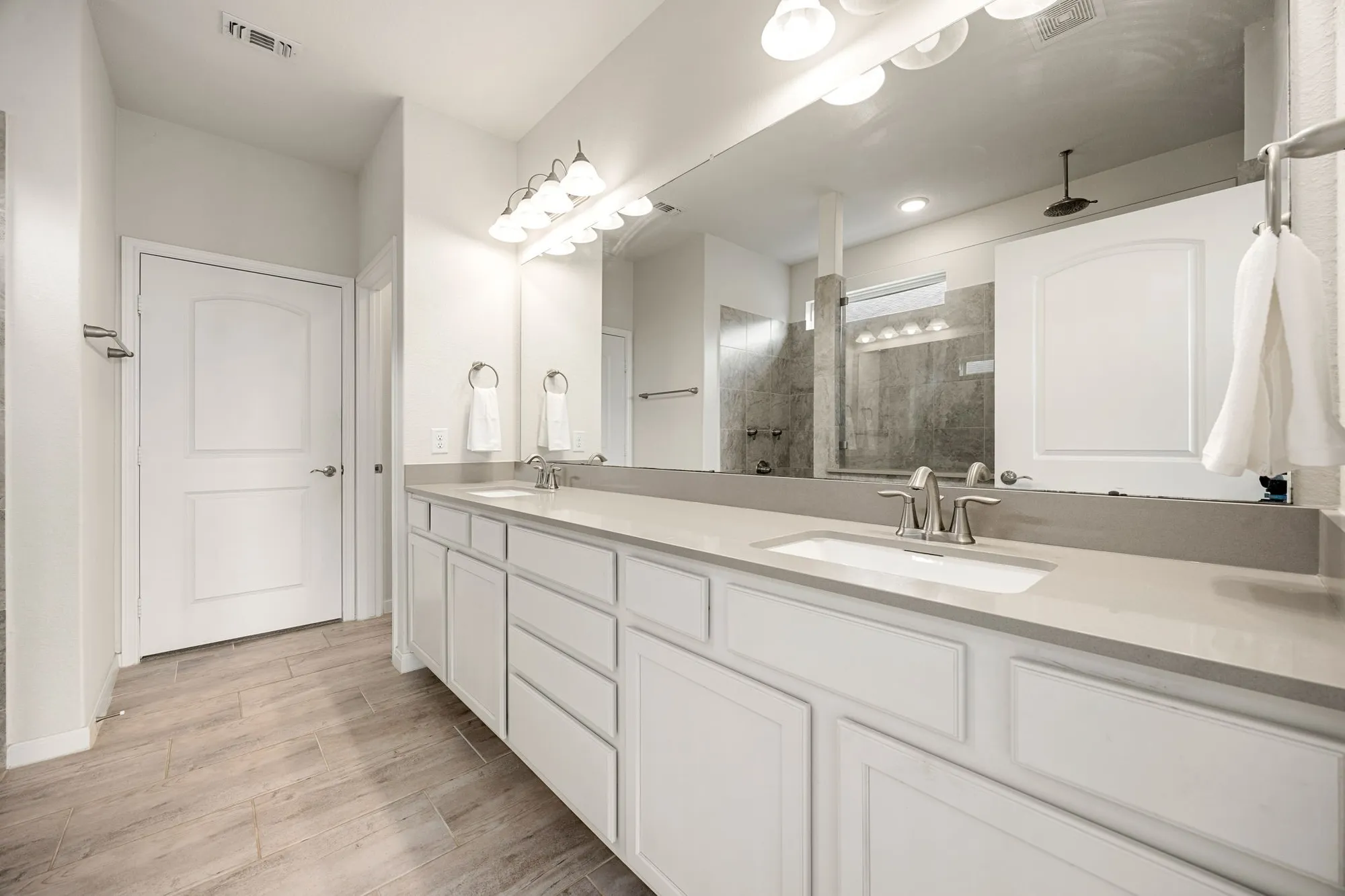 Property Slideshow image 22 of 43 | 3507 satin leaf ln, Richmond, TX, 77469