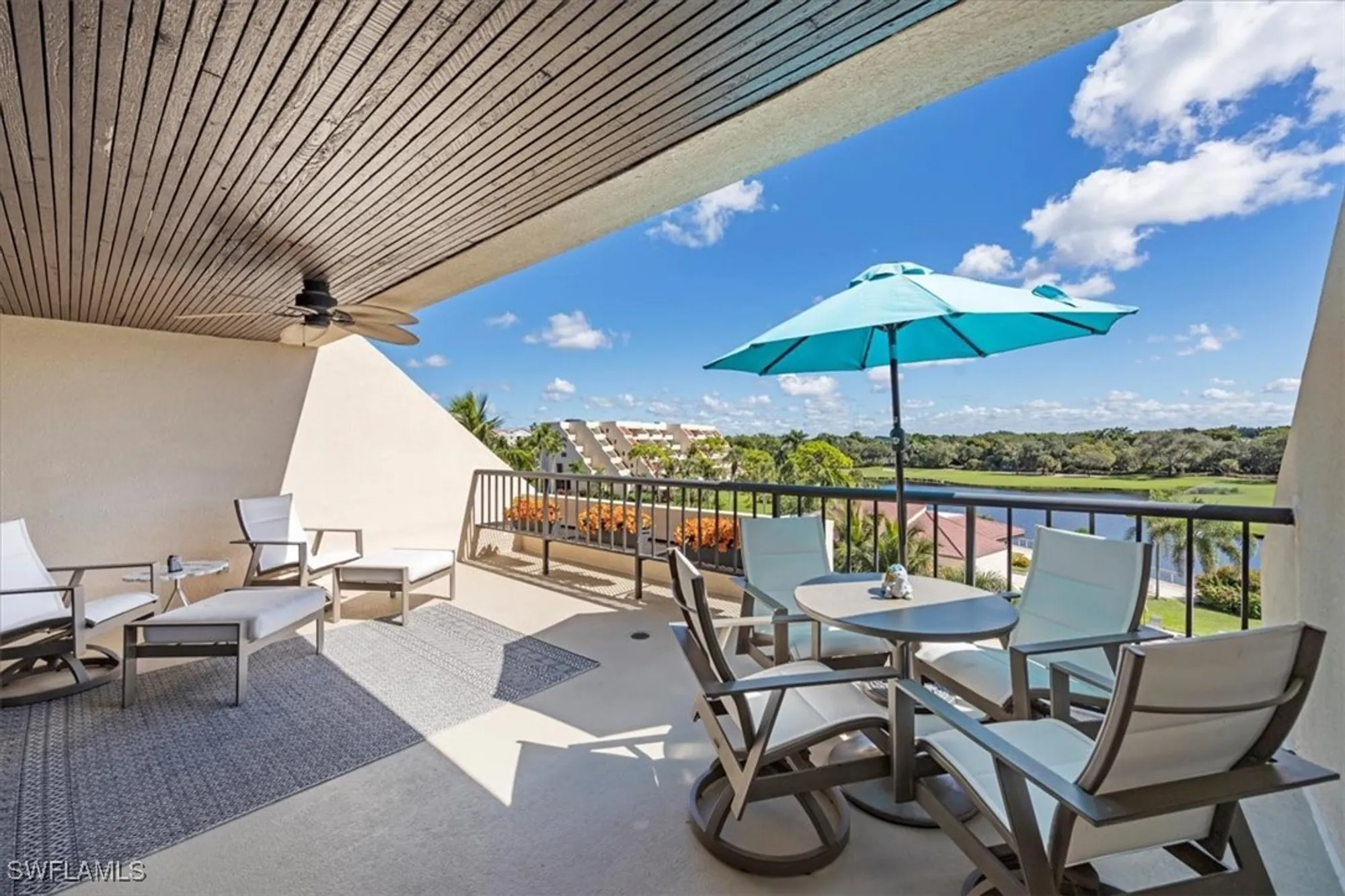 Property Slideshow image 18 of 28 | 6300 pelican bay blvd apt 404a, Naples, FL, 34108
