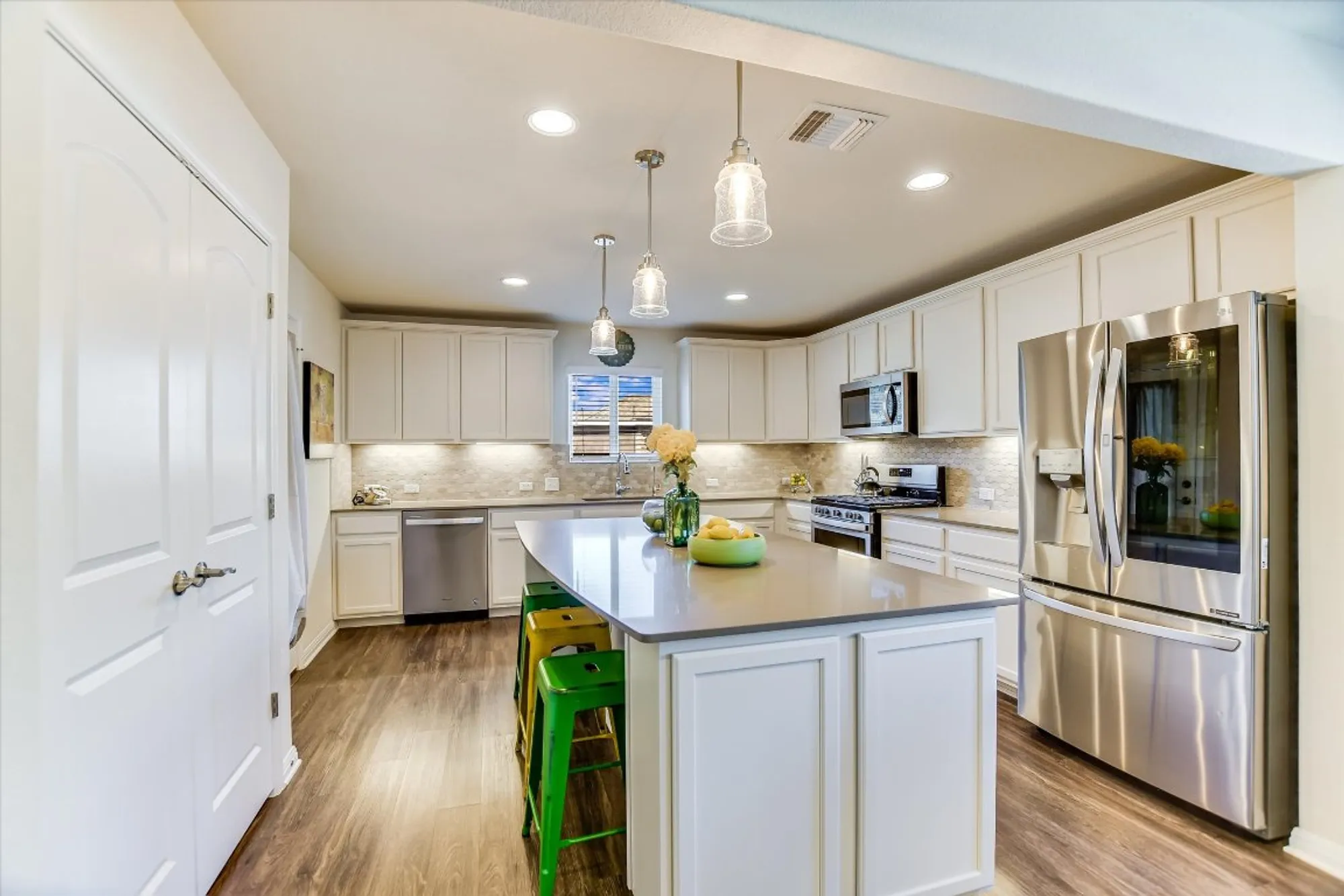 Property Slideshow image 9 of 19 | 604 rockport st, Georgetown, TX, 78633