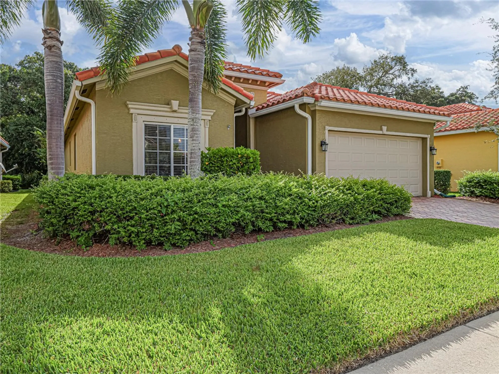 Property Slideshow image 2 of 36 | 6213 thames pl, Vero Beach, FL, 32966
