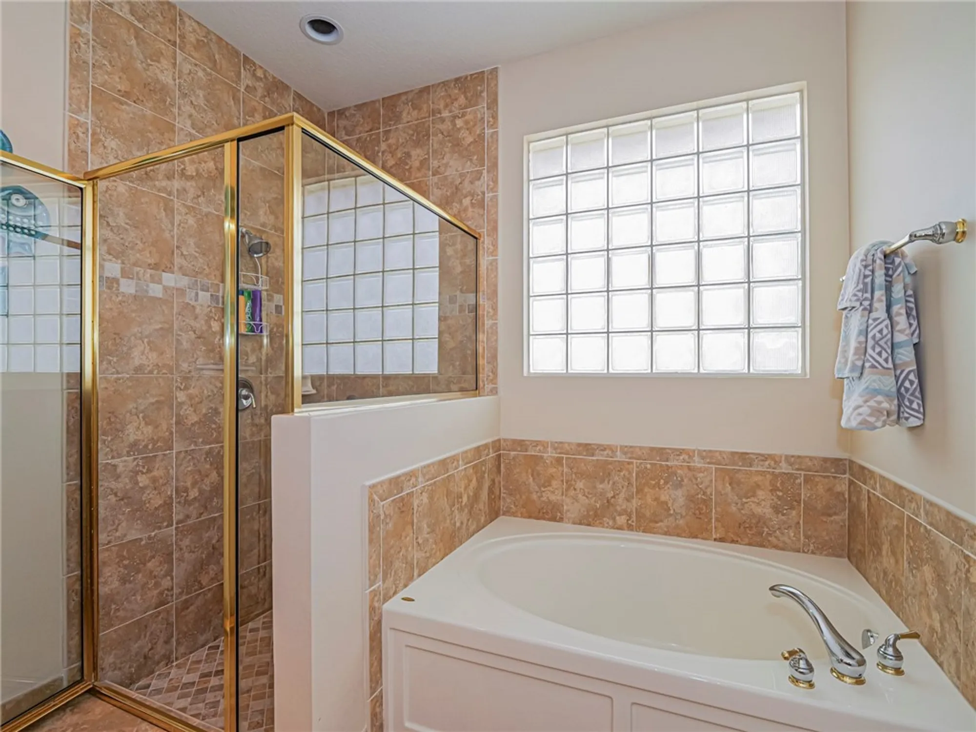Property Slideshow image 20 of 36 | 6213 thames pl, Vero Beach, FL, 32966