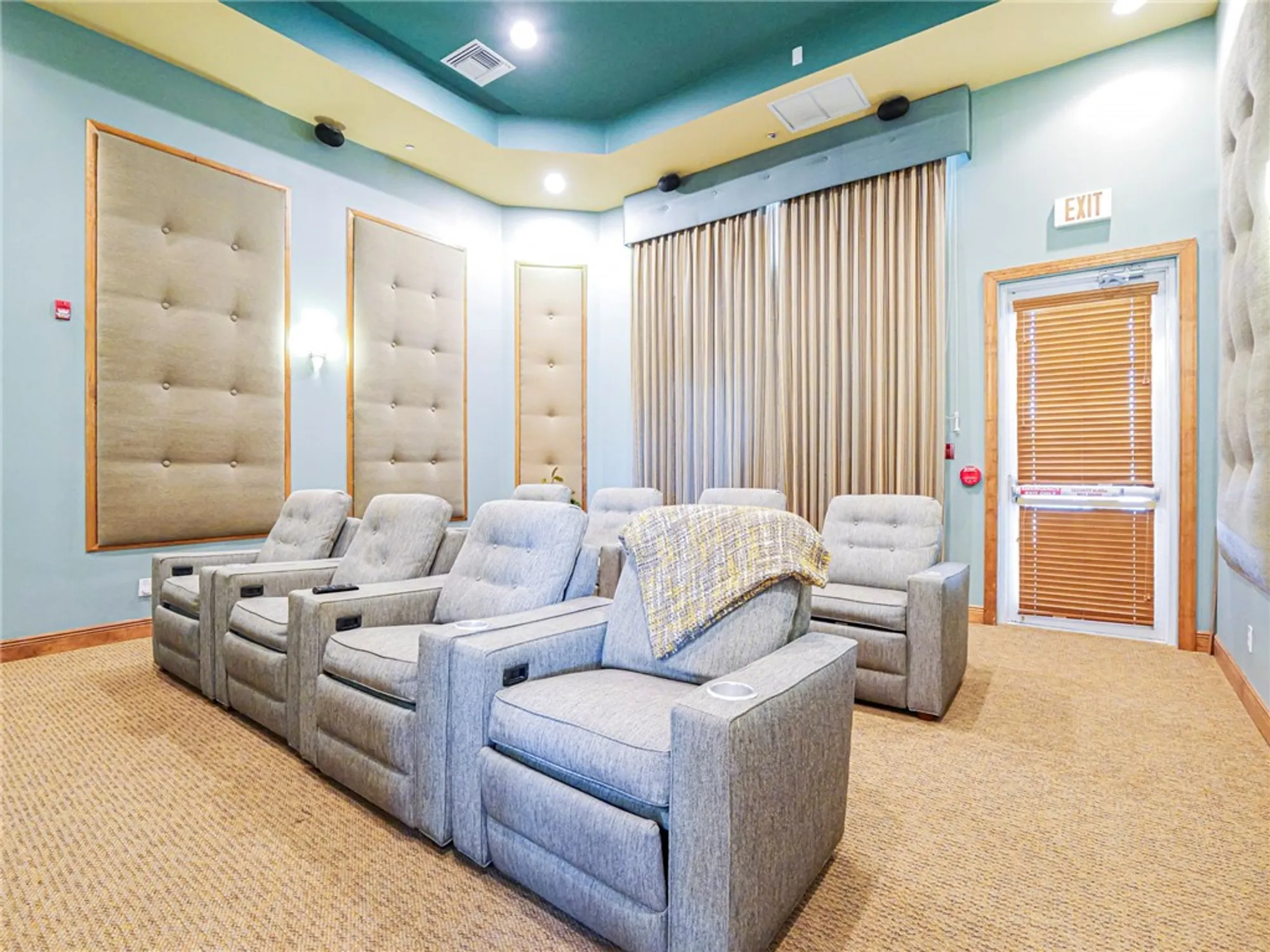 Property Slideshow image 31 of 36 | 6213 thames pl, Vero Beach, FL, 32966