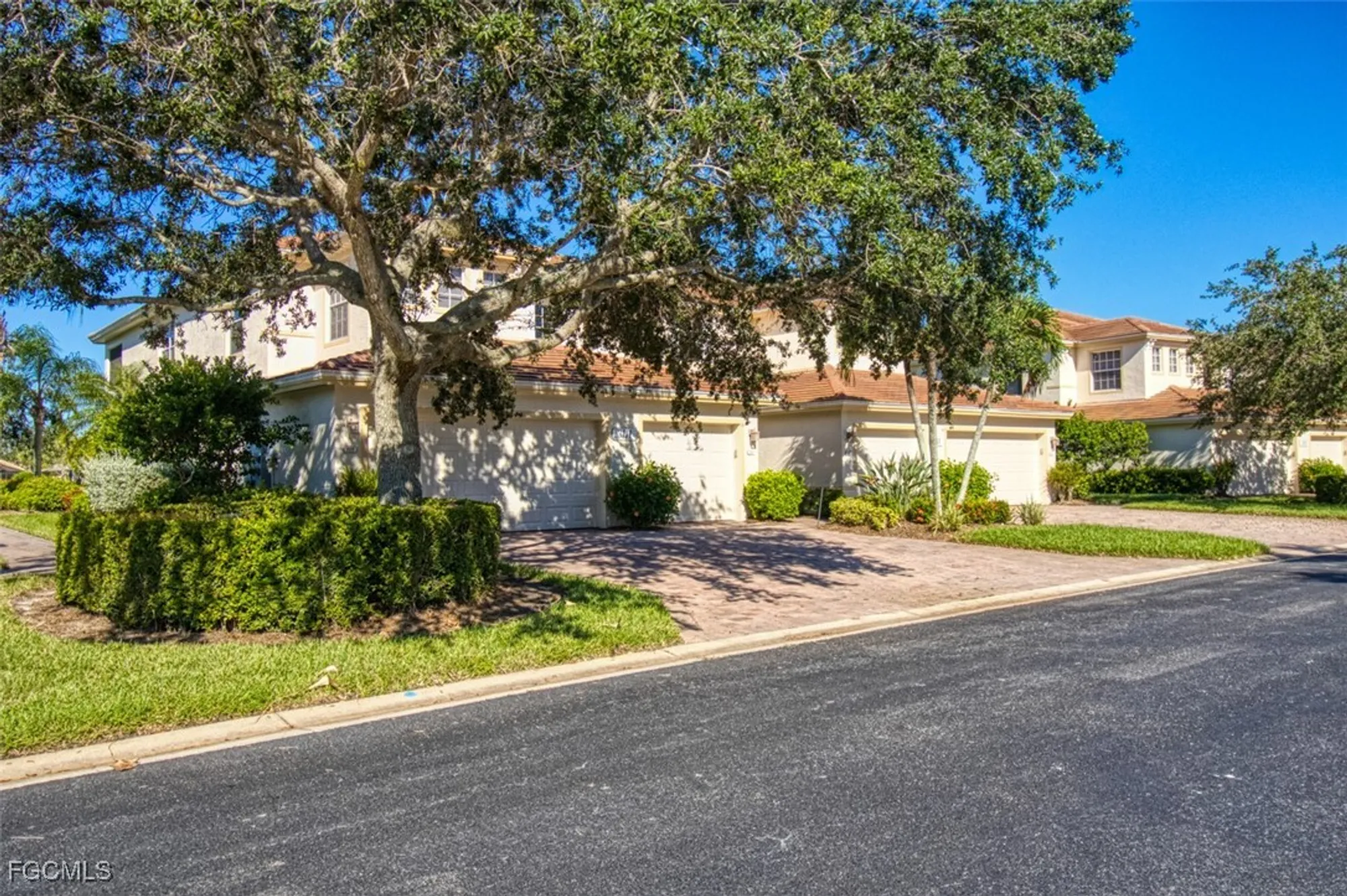 Property Slideshow image 35 of 50 | 3111 meandering way apt 101, Fort Myers, FL, 33905