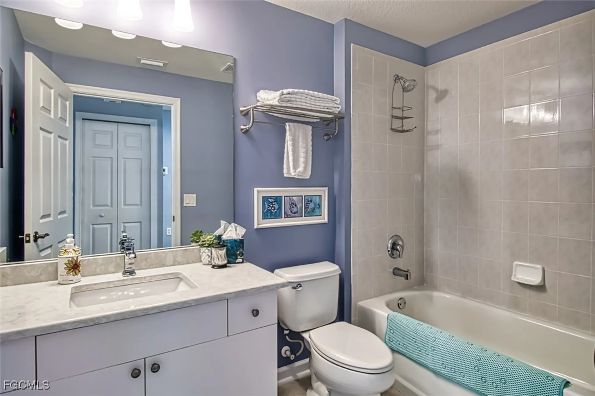 Property Slideshow image 31 of 50 | 3111 meandering way apt 101, Fort Myers, FL, 33905