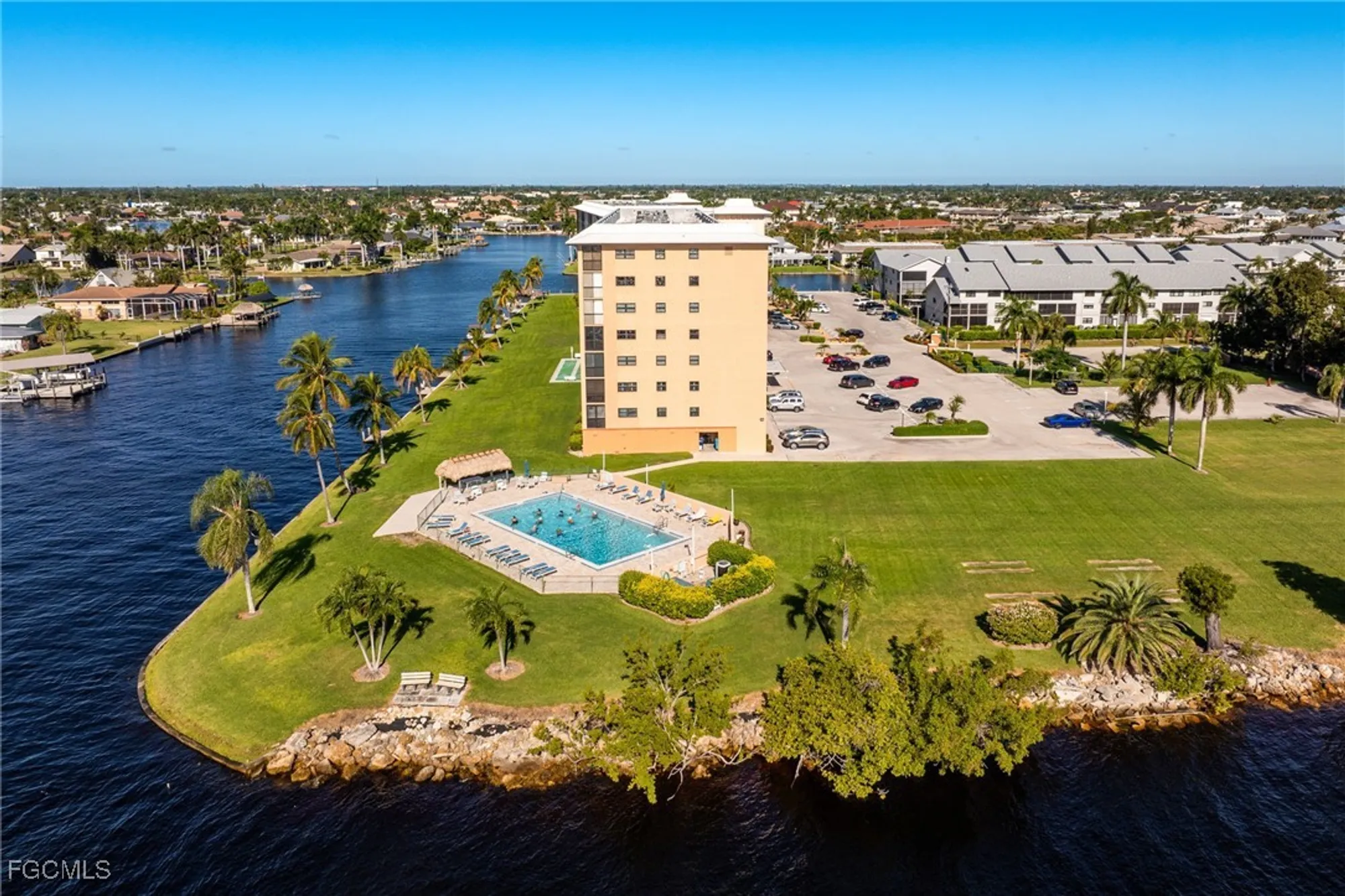Property Slideshow image 31 of 48 | 4280 se 20th pl 802, Cape Coral, FL, 33904