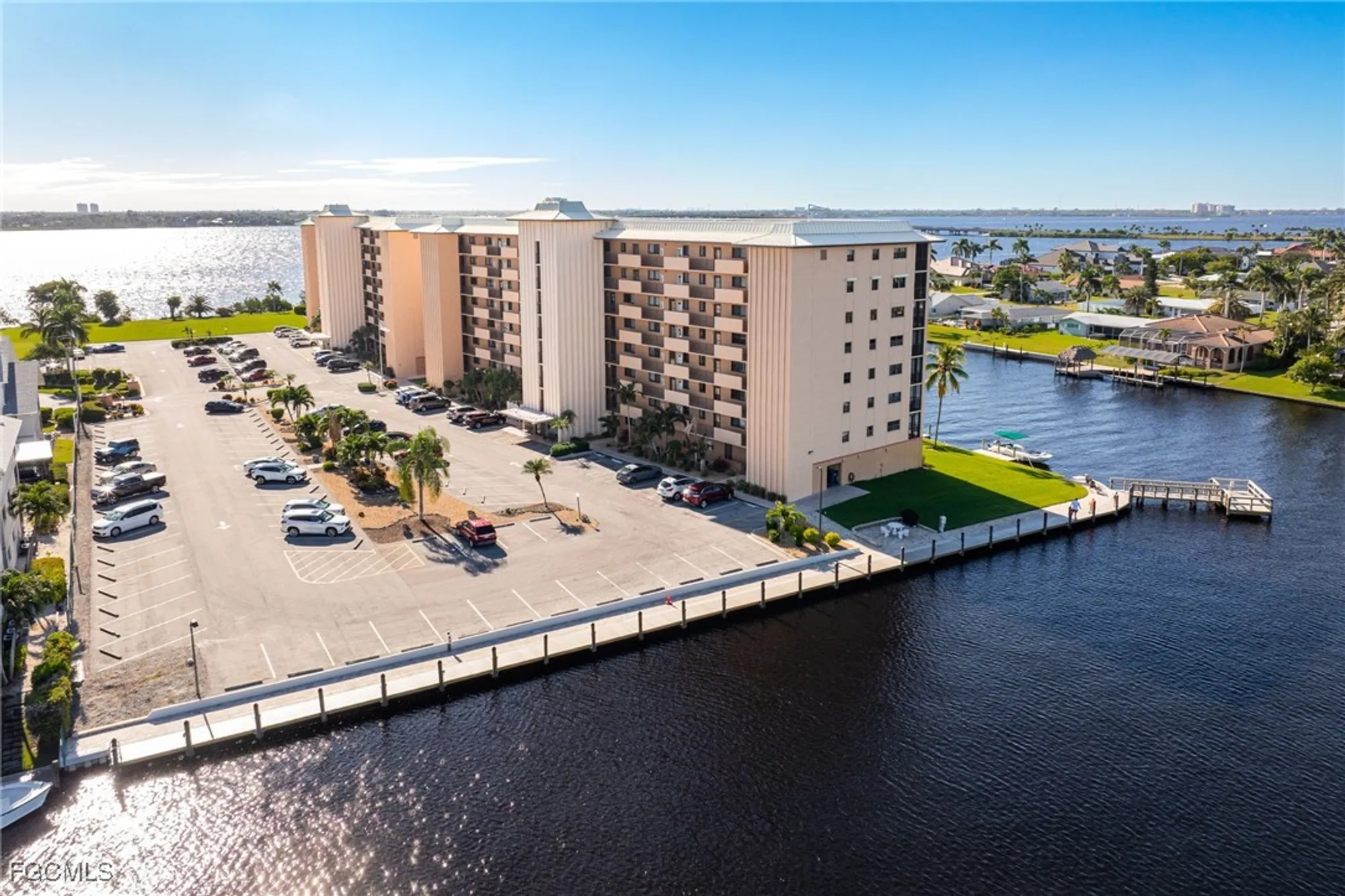 Property Slideshow image 45 of 48 | 4280 se 20th pl 802, Cape Coral, FL, 33904