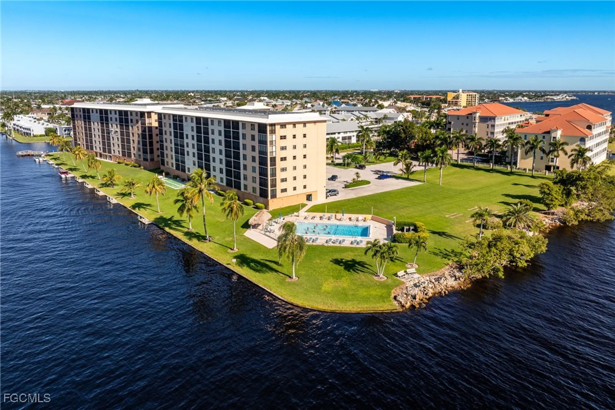 Property Slideshow image 41 of 48 | 4280 se 20th pl 802, Cape Coral, FL, 33904