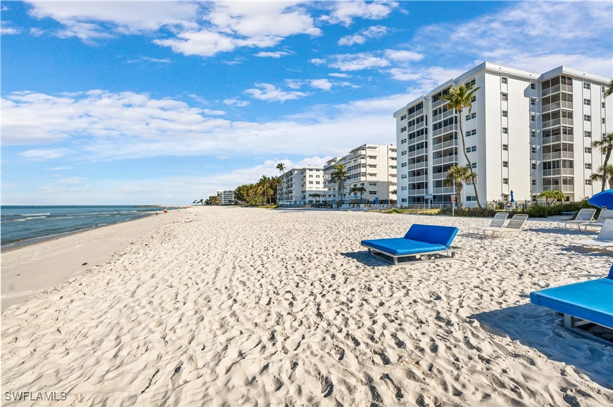 Property Slideshow image 15 of 15 | 1919 gulf shore blvd 601, Naples, FL, 34102