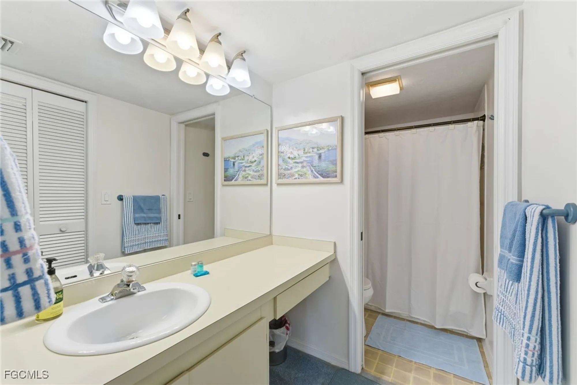 Property Slideshow image 15 of 26 | 13130 white marsh ln 105, Fort Myers, FL, 33912