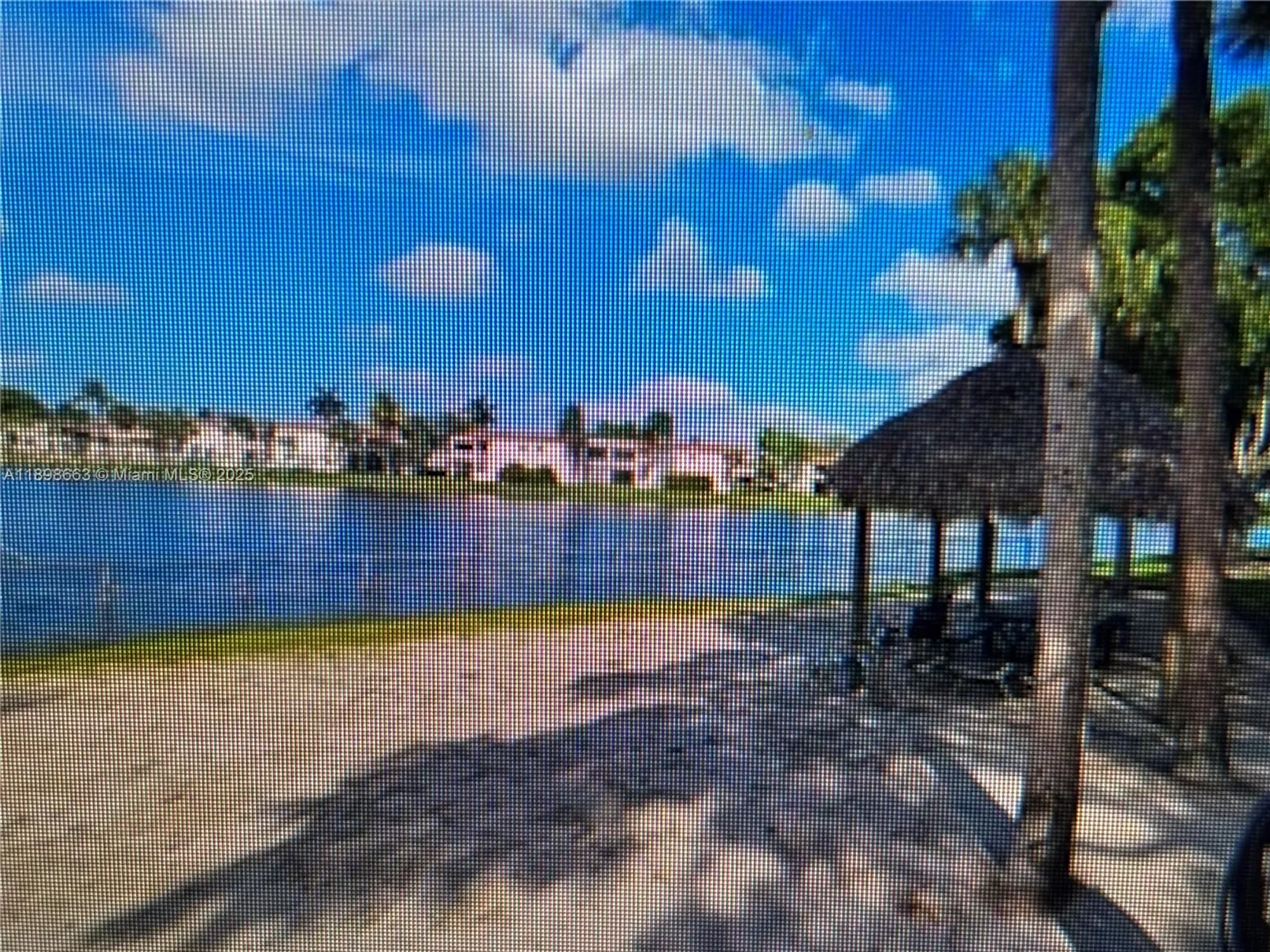Property Slideshow image 1 of 12 | 900 colony point cir apt 305, Pembroke Pines, FL, 33026