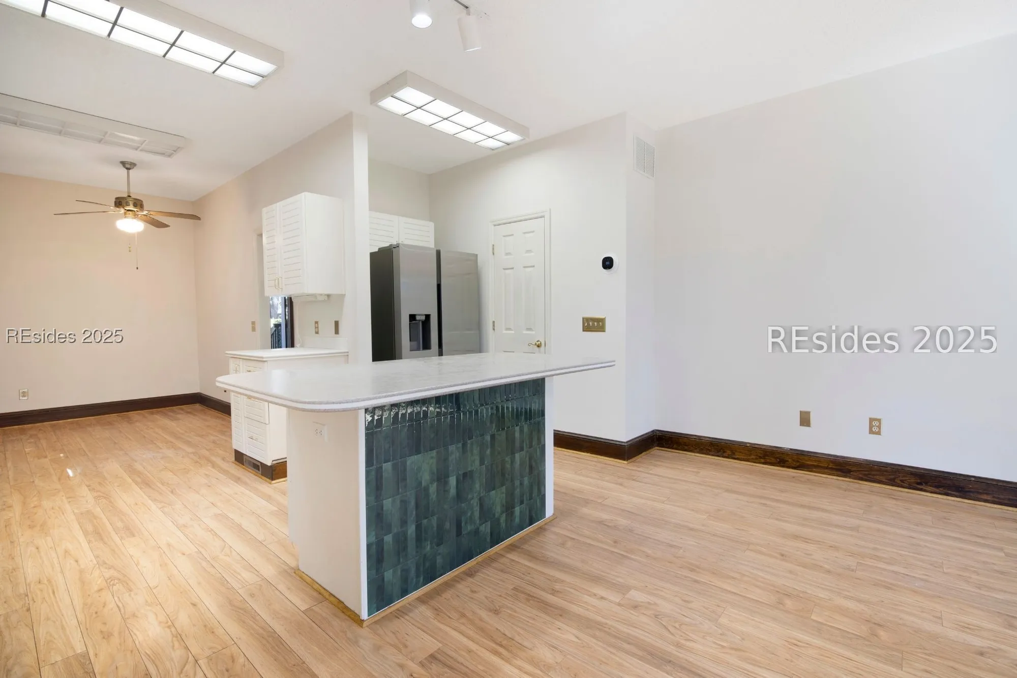 Property Slideshow image 10 of 75 | 1 royal james dr, Hilton Head Island, SC, 29926