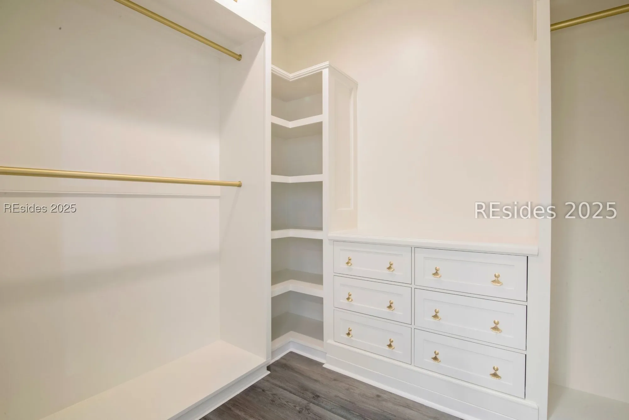 Property Slideshow image 28 of 75 | 1 royal james dr, Hilton Head Island, SC, 29926