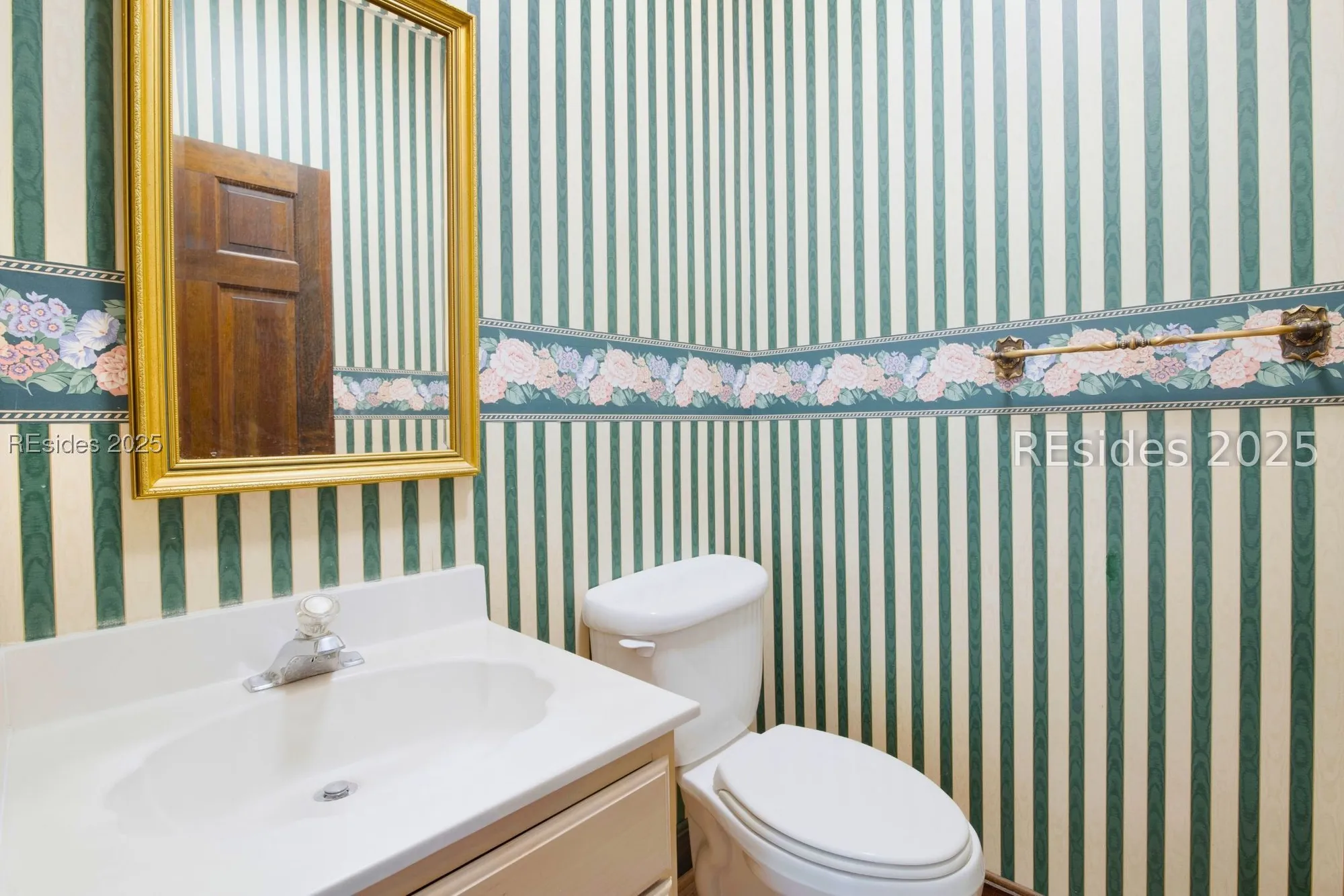 Property Slideshow image 22 of 75 | 1 royal james dr, Hilton Head Island, SC, 29926