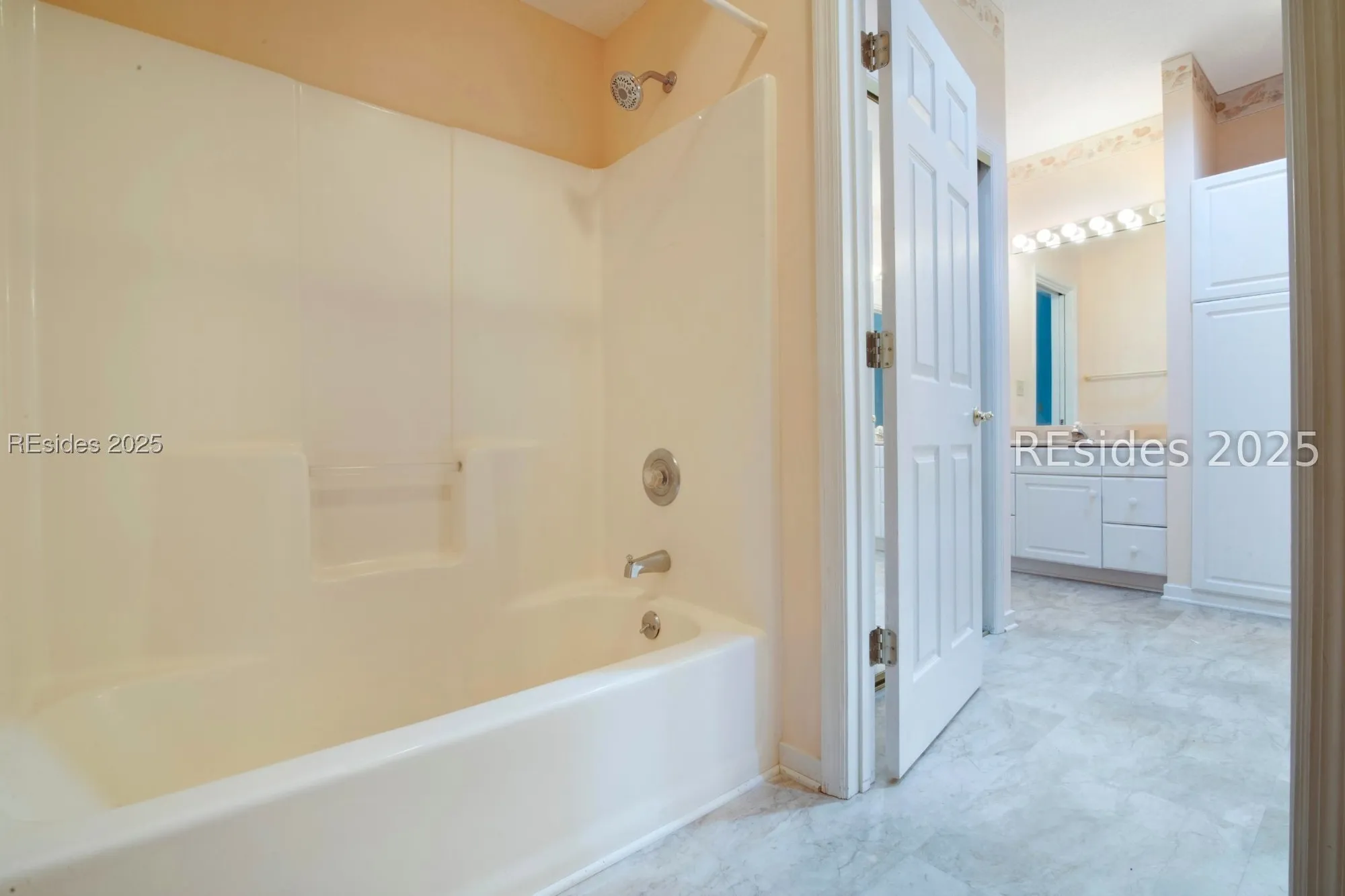 Property Slideshow image 36 of 75 | 1 royal james dr, Hilton Head Island, SC, 29926