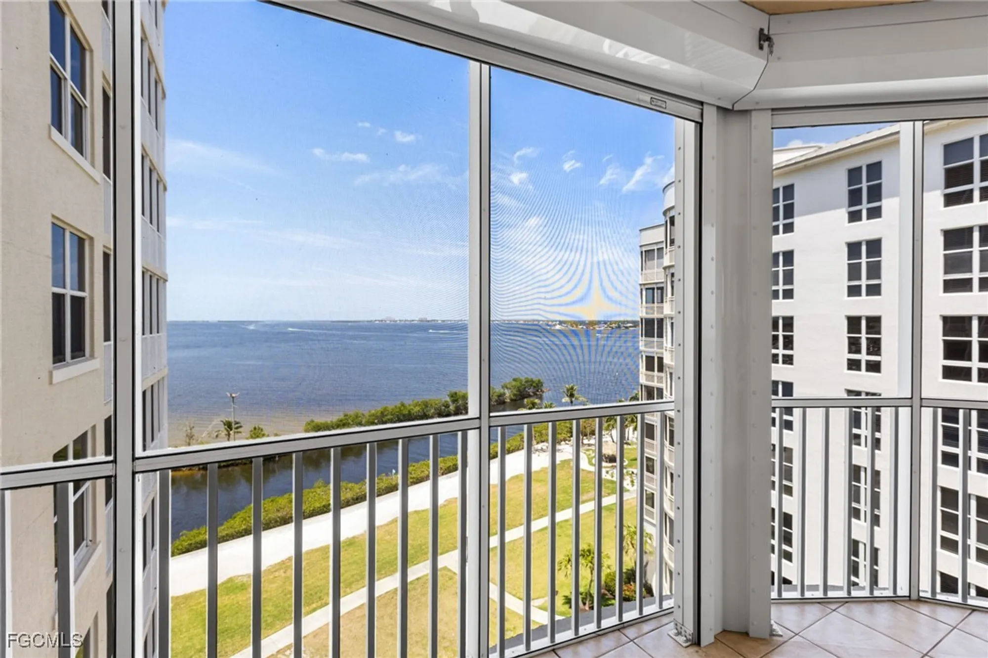 Property Slideshow image 25 of 49 | 14250 royal harbour ct unit 913, Fort Myers, FL, 33908