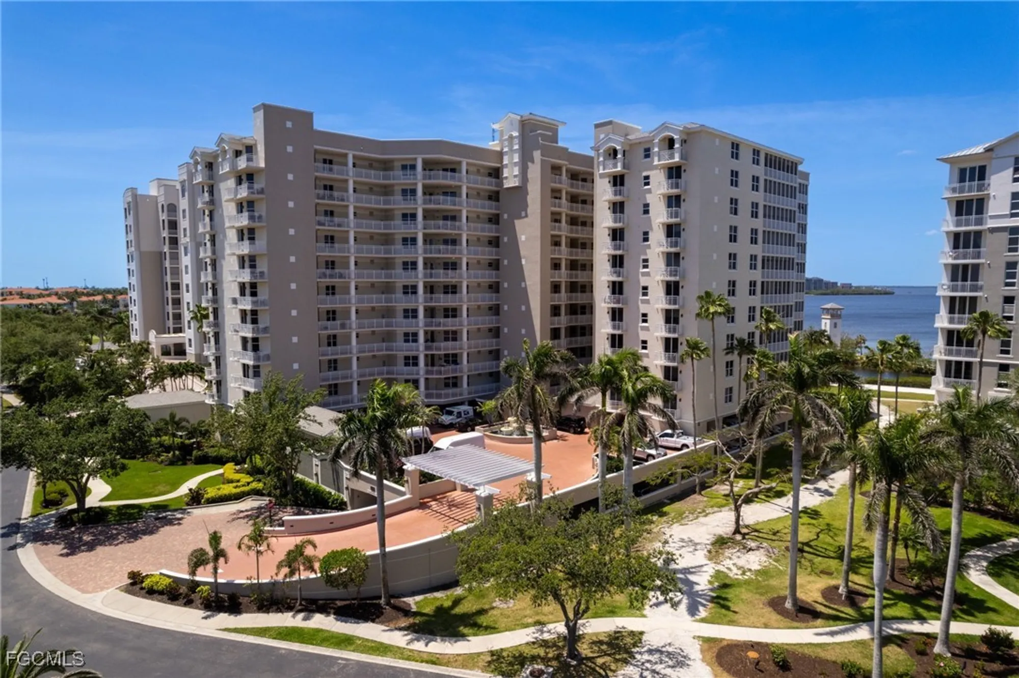 Property Slideshow image 38 of 49 | 14250 royal harbour ct unit 913, Fort Myers, FL, 33908