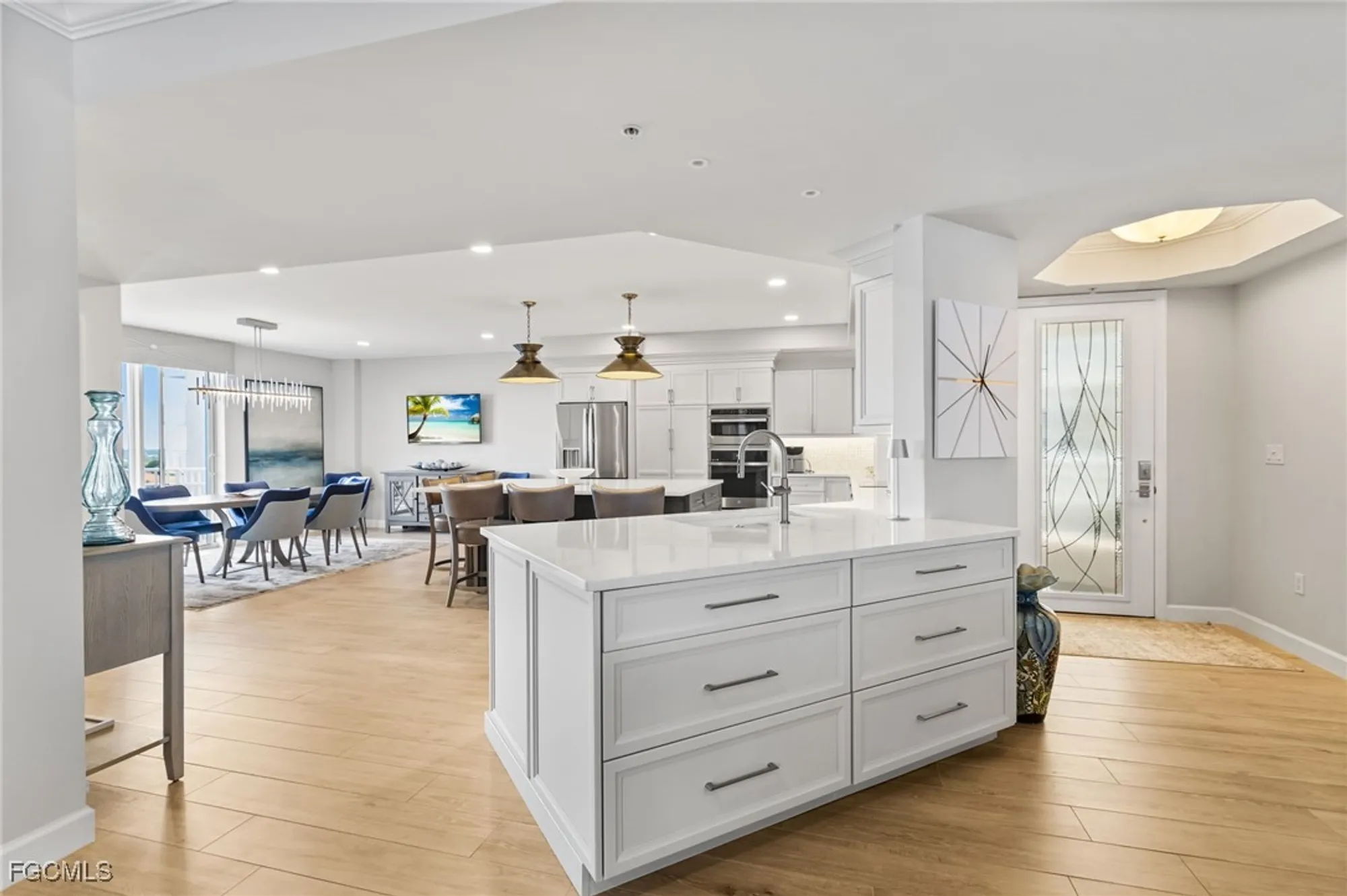 Property Slideshow image 4 of 49 | 14250 royal harbour ct unit 913, Fort Myers, FL, 33908