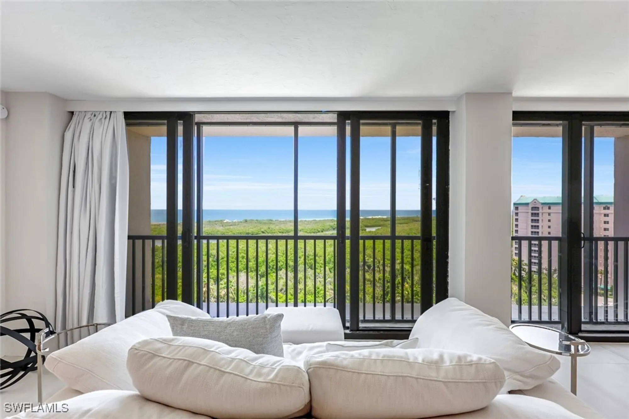 Property Slideshow image 12 of 35 | 5601 turtle bay dr apt 1102, Naples, FL, 34108
