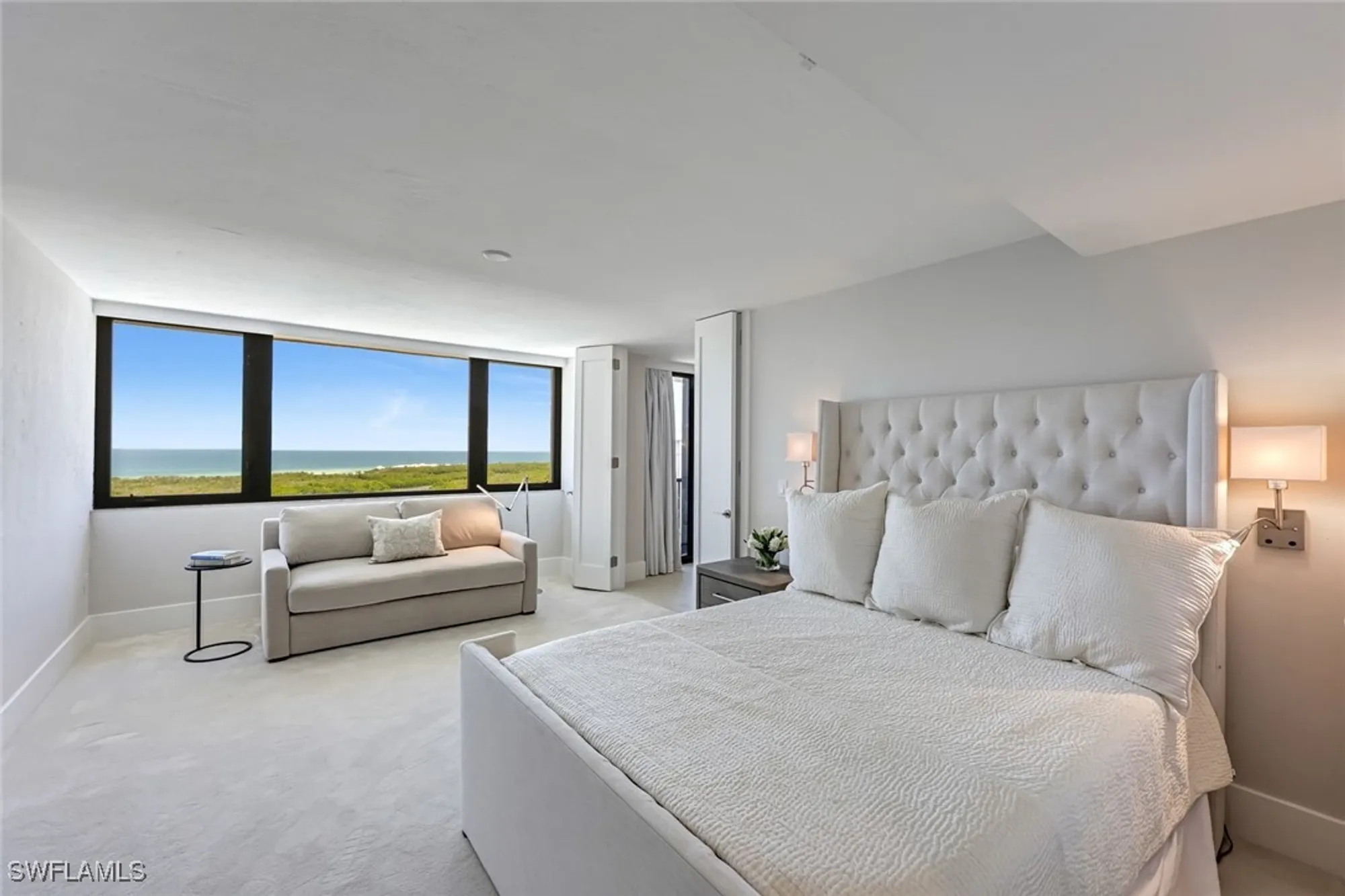 Property Slideshow image 13 of 35 | 5601 turtle bay dr apt 1102, Naples, FL, 34108