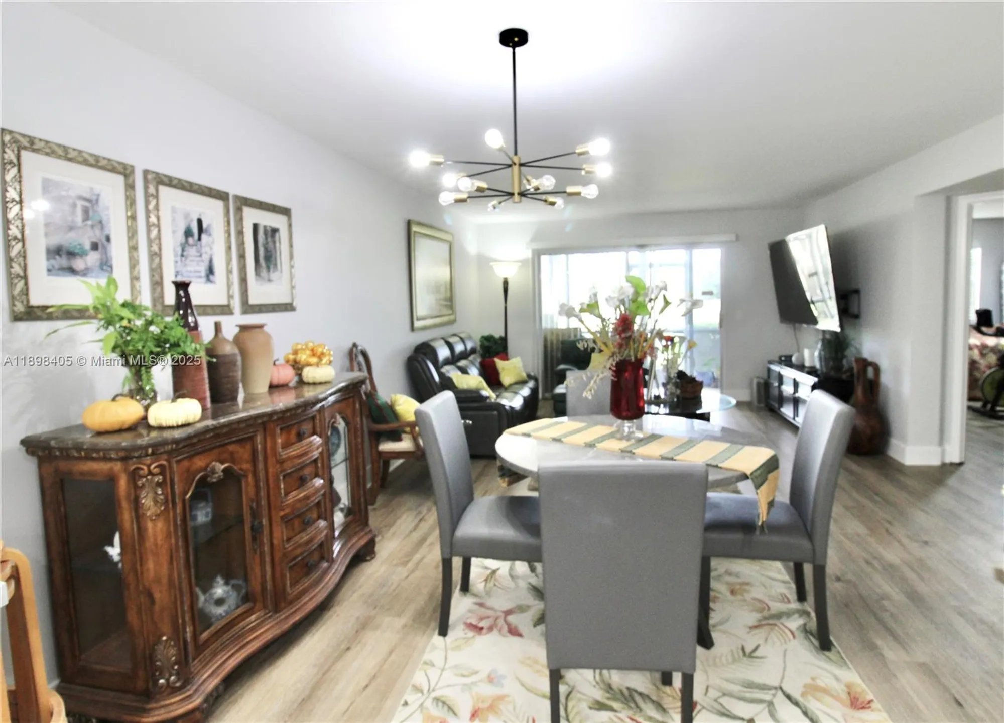 Property Slideshow image 5 of 27 | 1200 sw 125th ave 105l, Pembroke Pines, FL, 33027