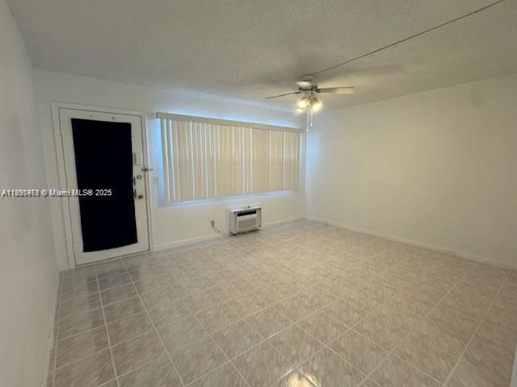 Property Slideshow image 4 of 14 | 13450 sw 3rd st d209, Pembroke Pines, FL, 33027
