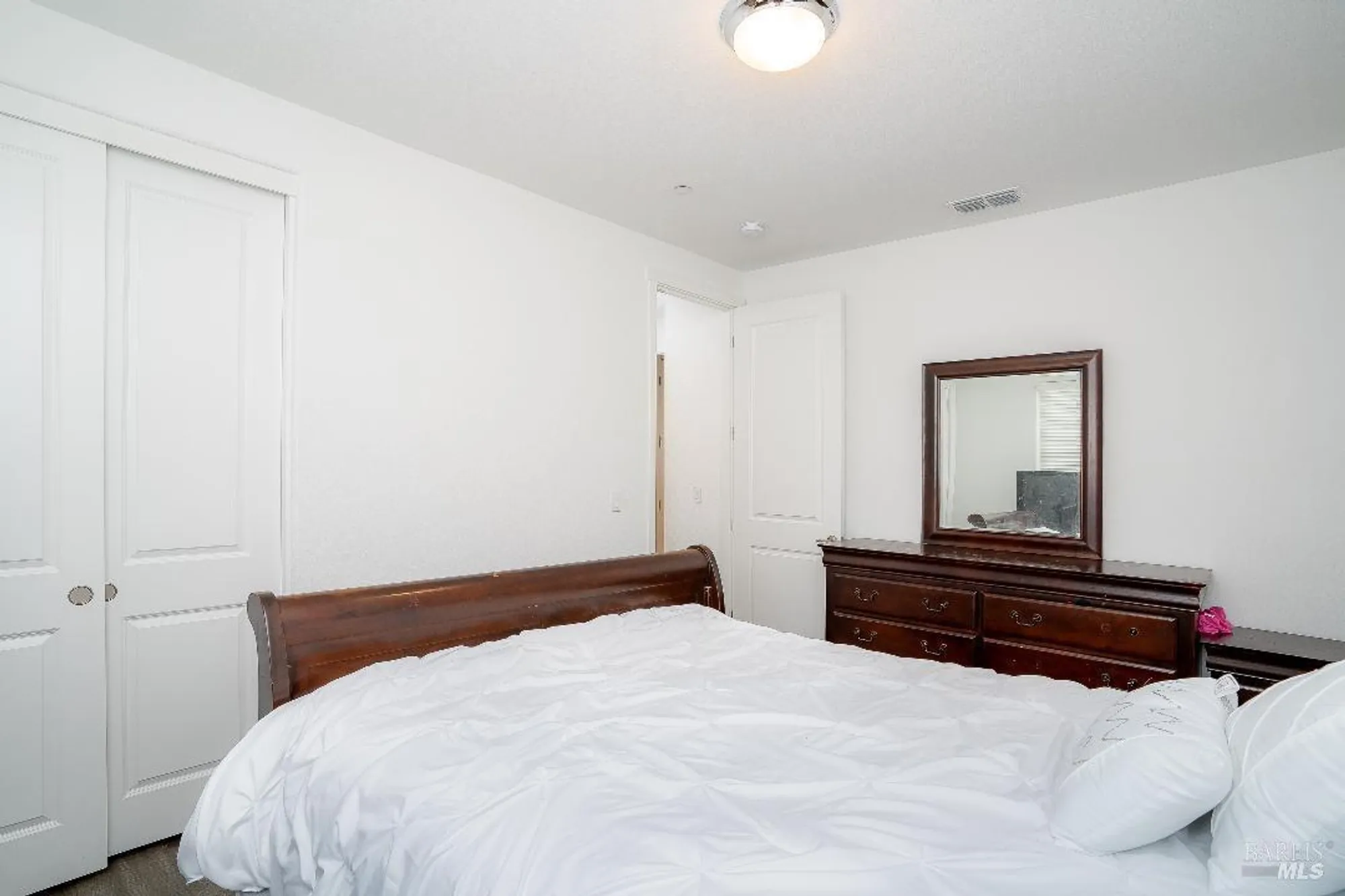 Property Slideshow image 15 of 19 | 2335 melrose lndg, Rio Vista, CA, 94571