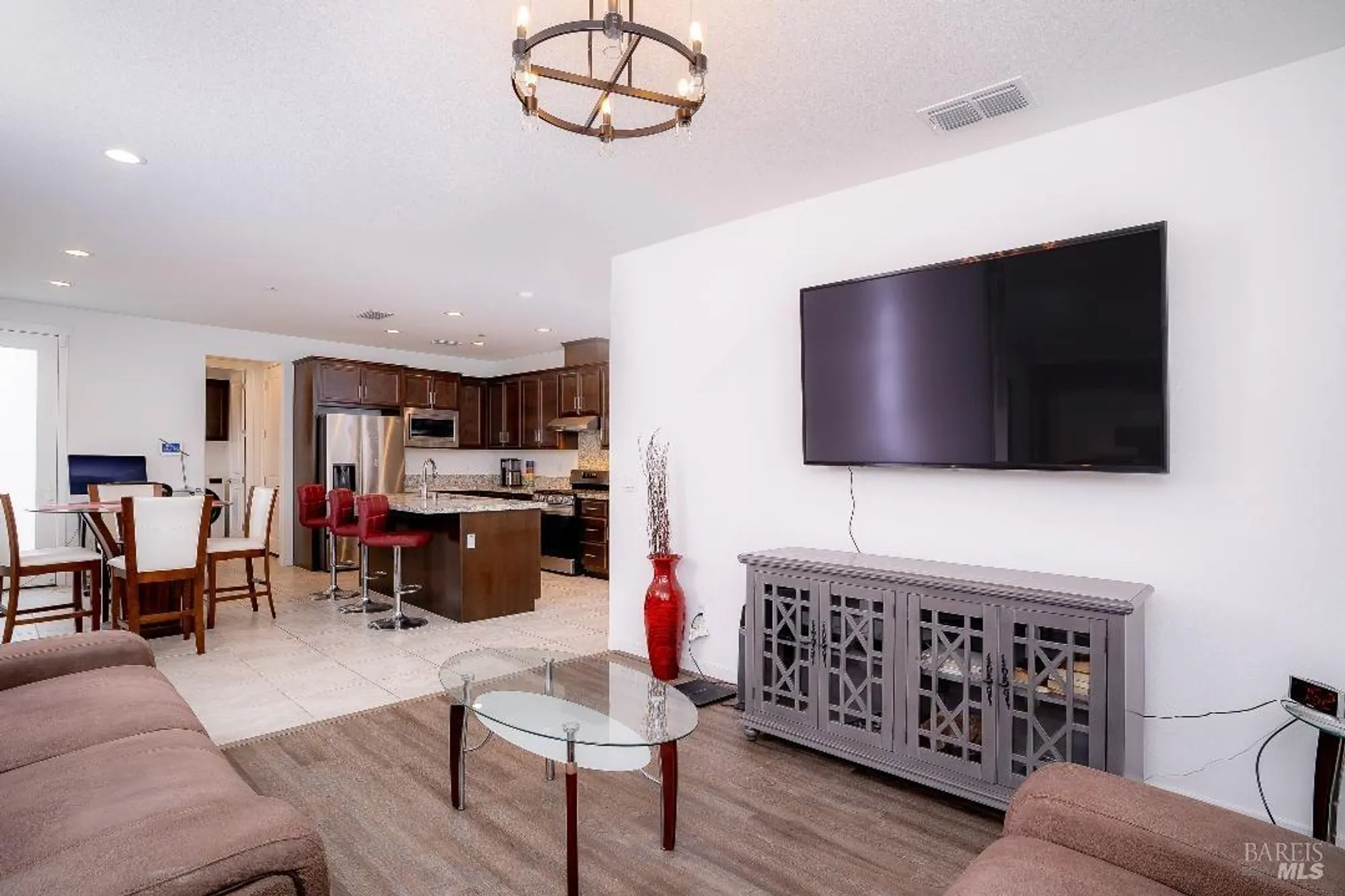 Property Slideshow image 10 of 19 | 2335 melrose lndg, Rio Vista, CA, 94571