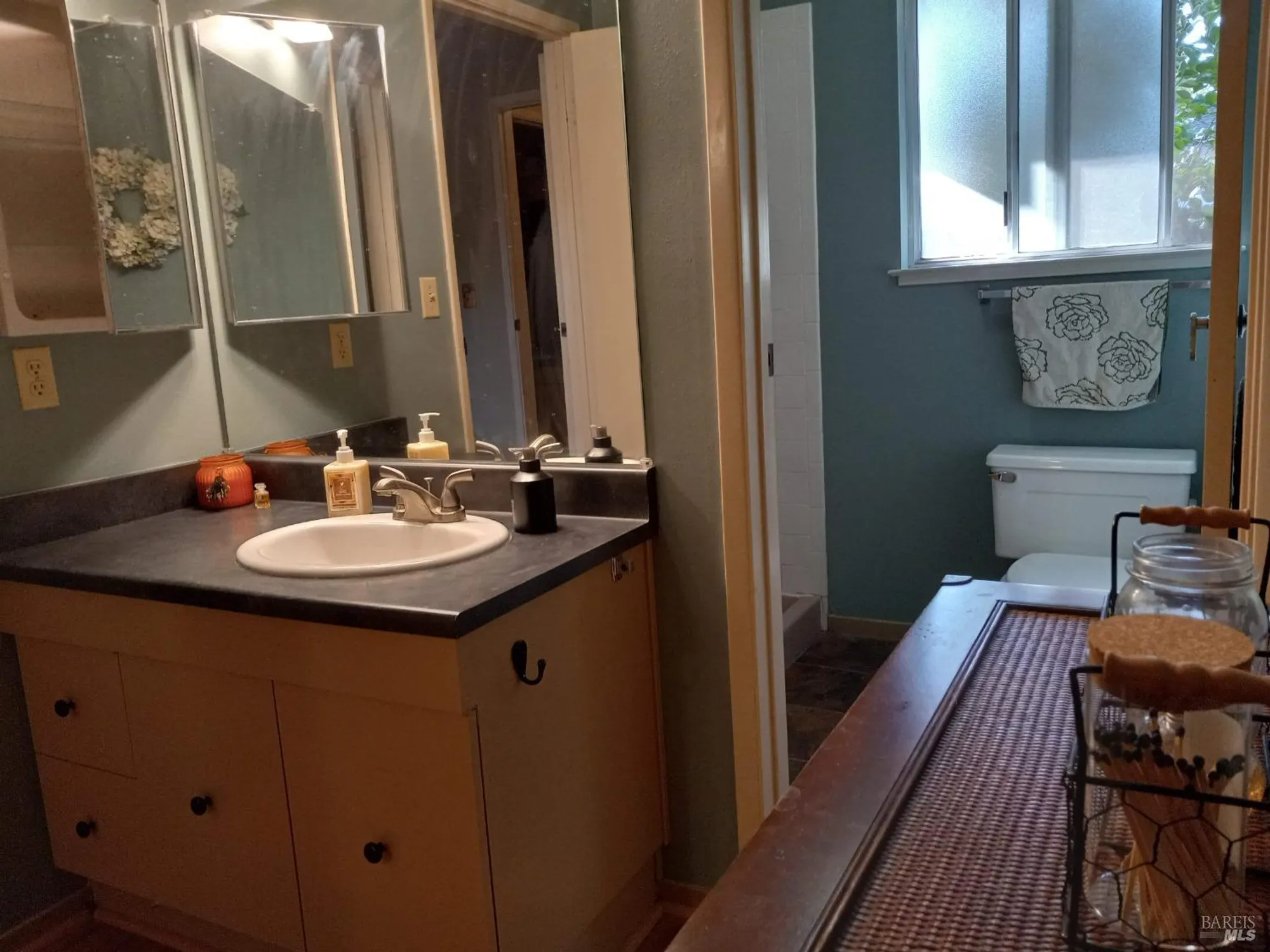 Property Slideshow image 43 of 57 | 6472 stone bridge rd, Santa Rosa, CA, 95409