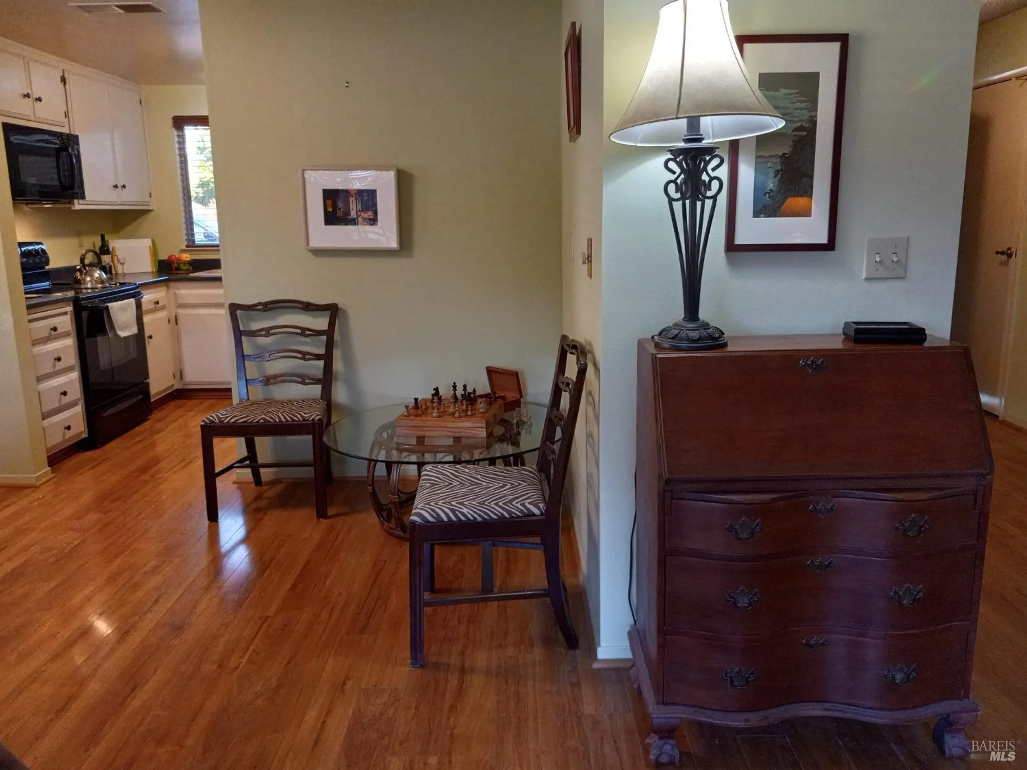 Property Slideshow image 13 of 57 | 6472 stone bridge rd, Santa Rosa, CA, 95409