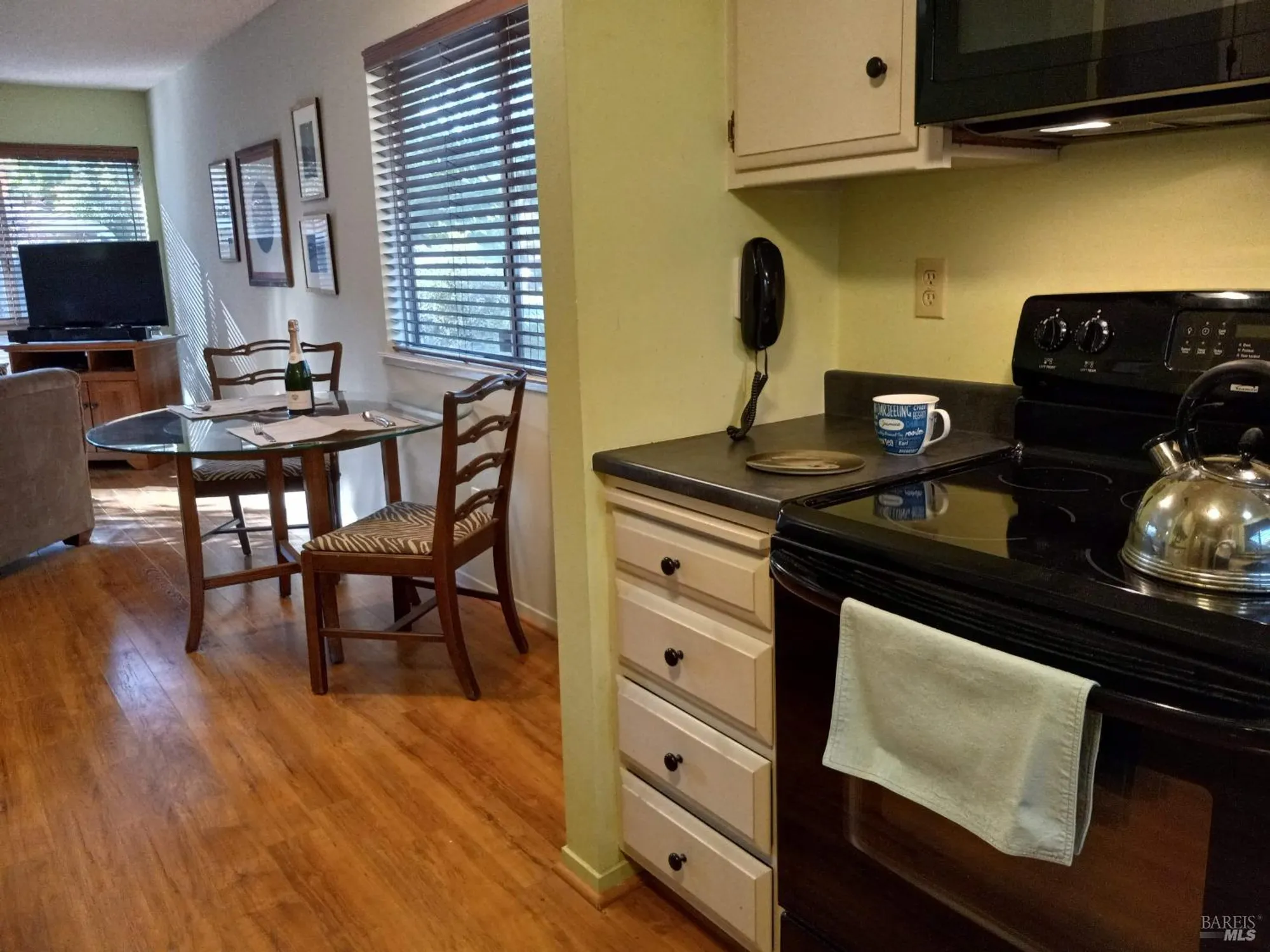 Property Slideshow image 23 of 57 | 6472 stone bridge rd, Santa Rosa, CA, 95409