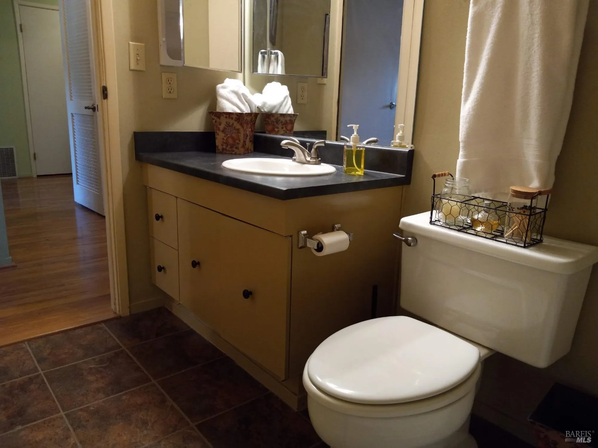 Property Slideshow image 35 of 57 | 6472 stone bridge rd, Santa Rosa, CA, 95409