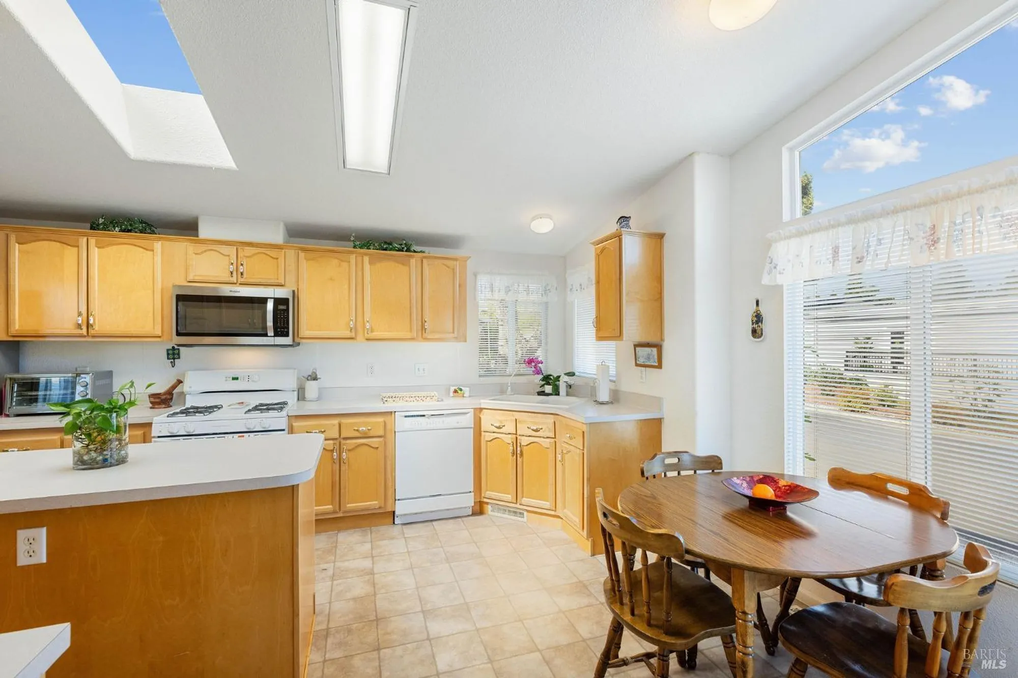 Property Slideshow image 21 of 45 | 6468 washington st spc 16, Yountville, CA, 94599