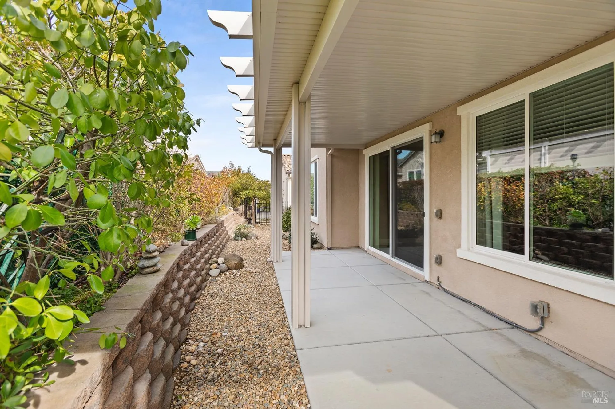 Property Slideshow image 8 of 44 | 343 silver ridge dr, Rio Vista, CA, 94571