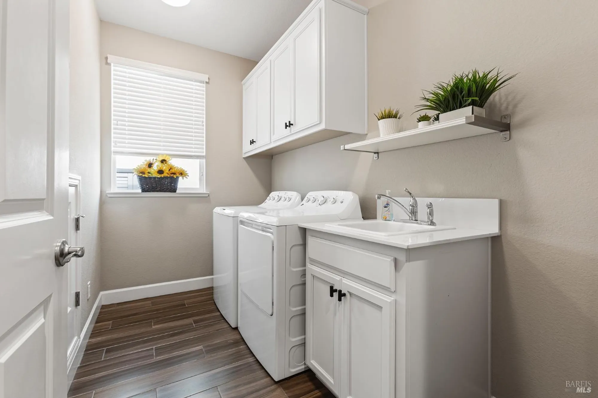 Property Slideshow image 40 of 44 | 343 silver ridge dr, Rio Vista, CA, 94571