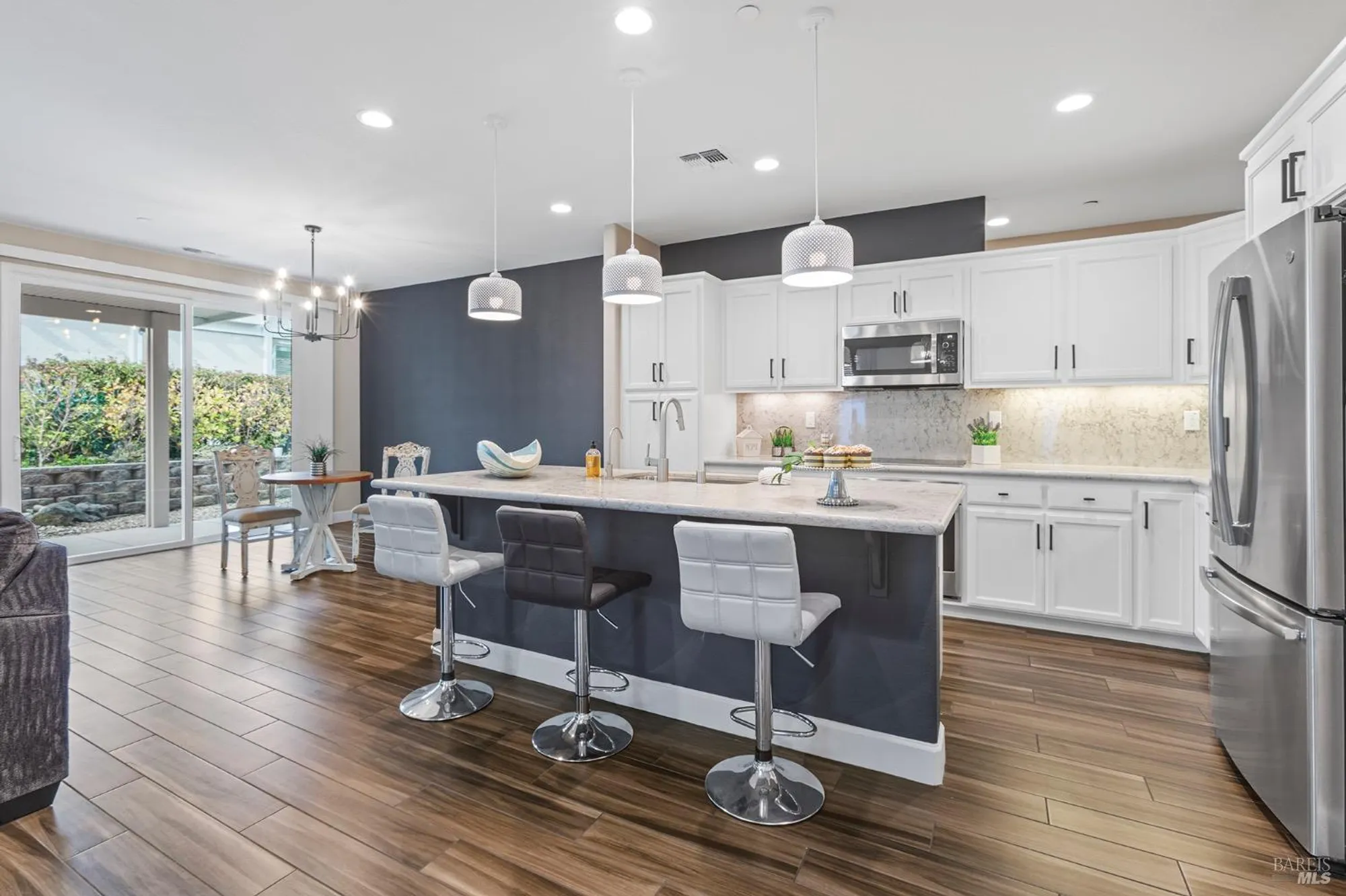 Property Slideshow image 22 of 44 | 343 silver ridge dr, Rio Vista, CA, 94571