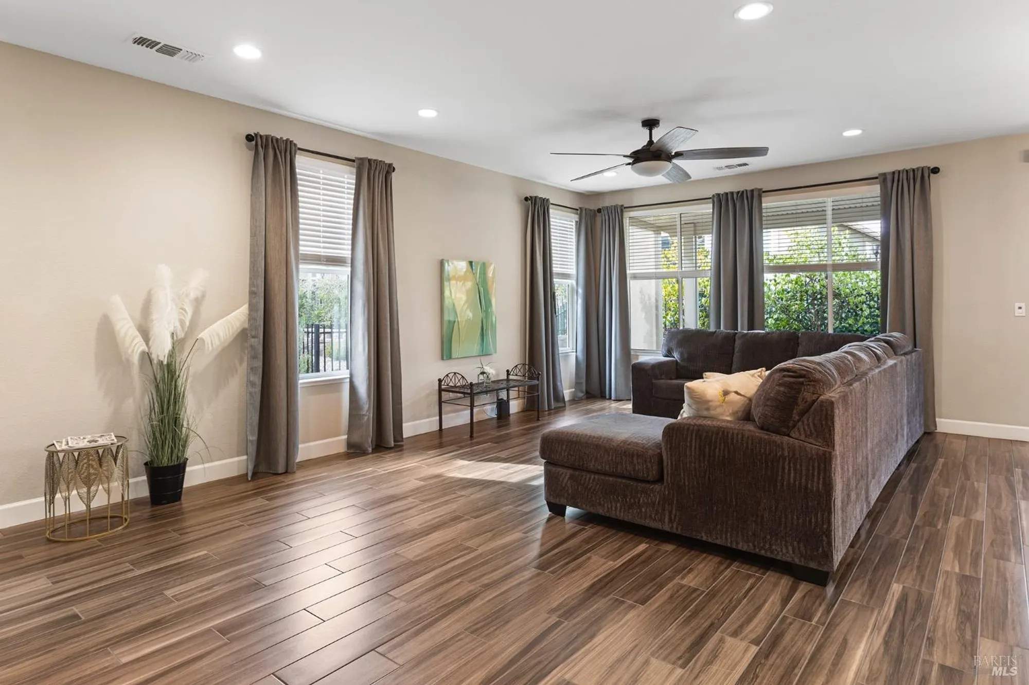 Property Slideshow image 19 of 44 | 343 silver ridge dr, Rio Vista, CA, 94571