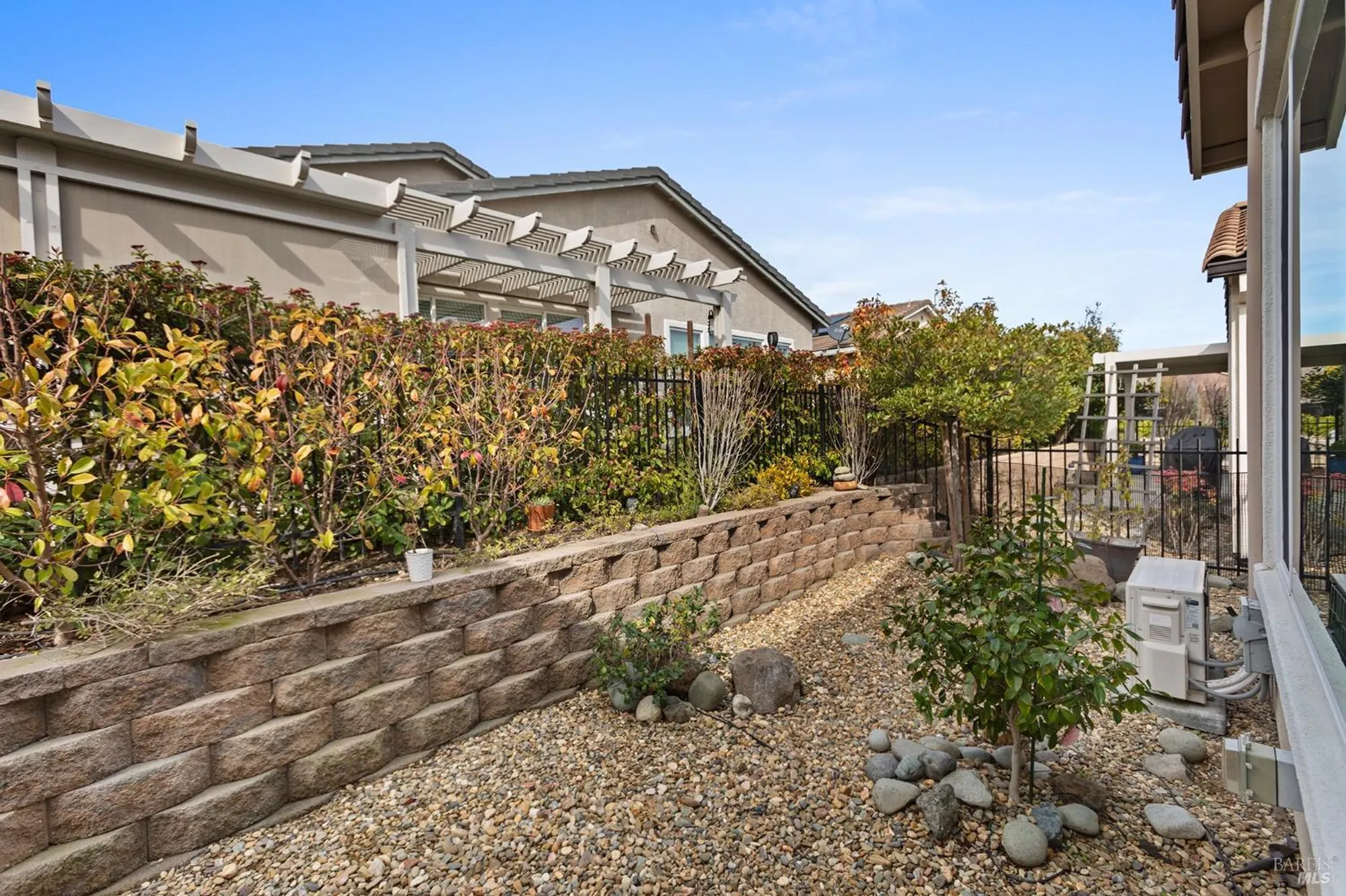 Property Slideshow image 12 of 44 | 343 silver ridge dr, Rio Vista, CA, 94571