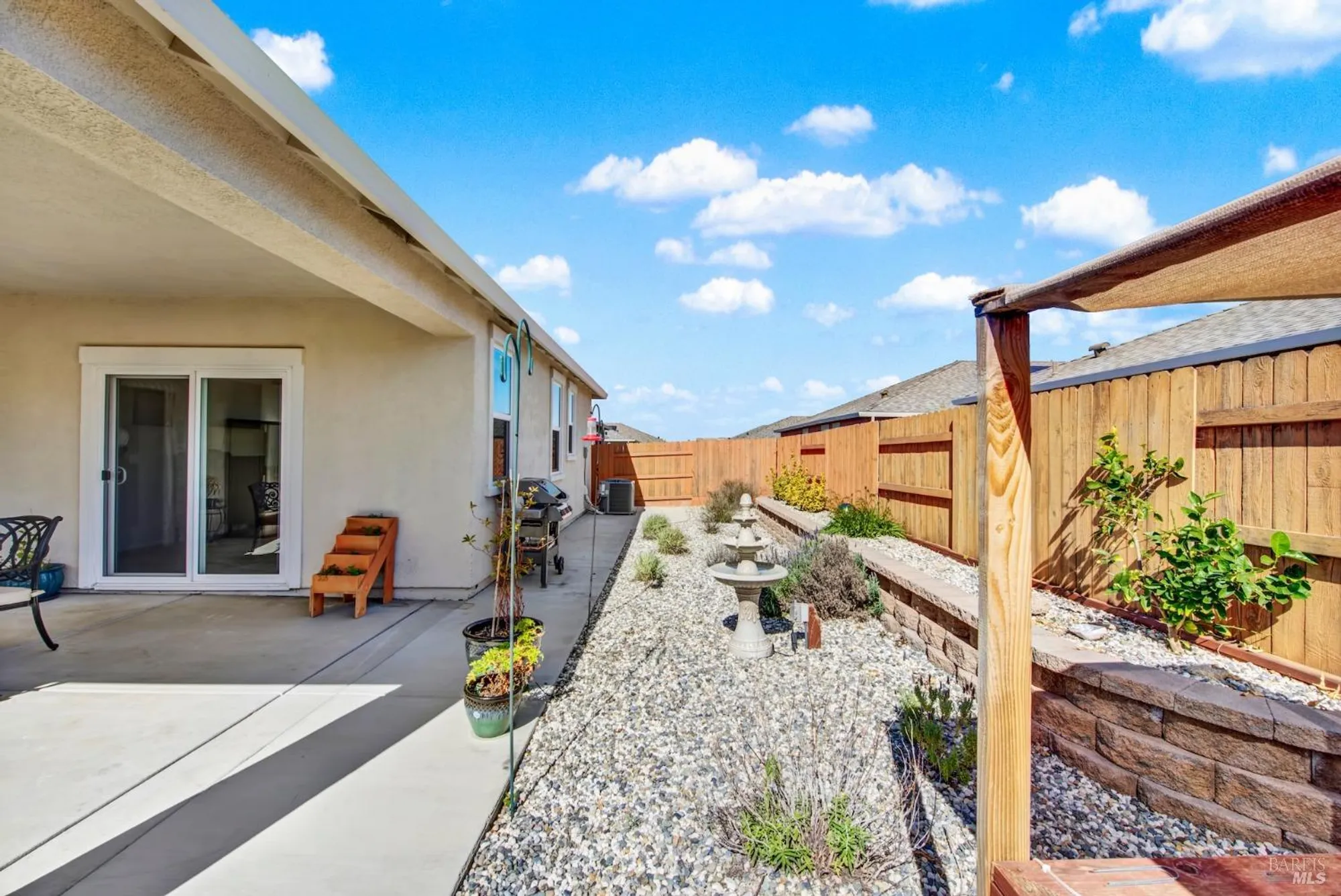 Property Slideshow image 44 of 62 | 2258 park pl, Rio Vista, CA, 94571